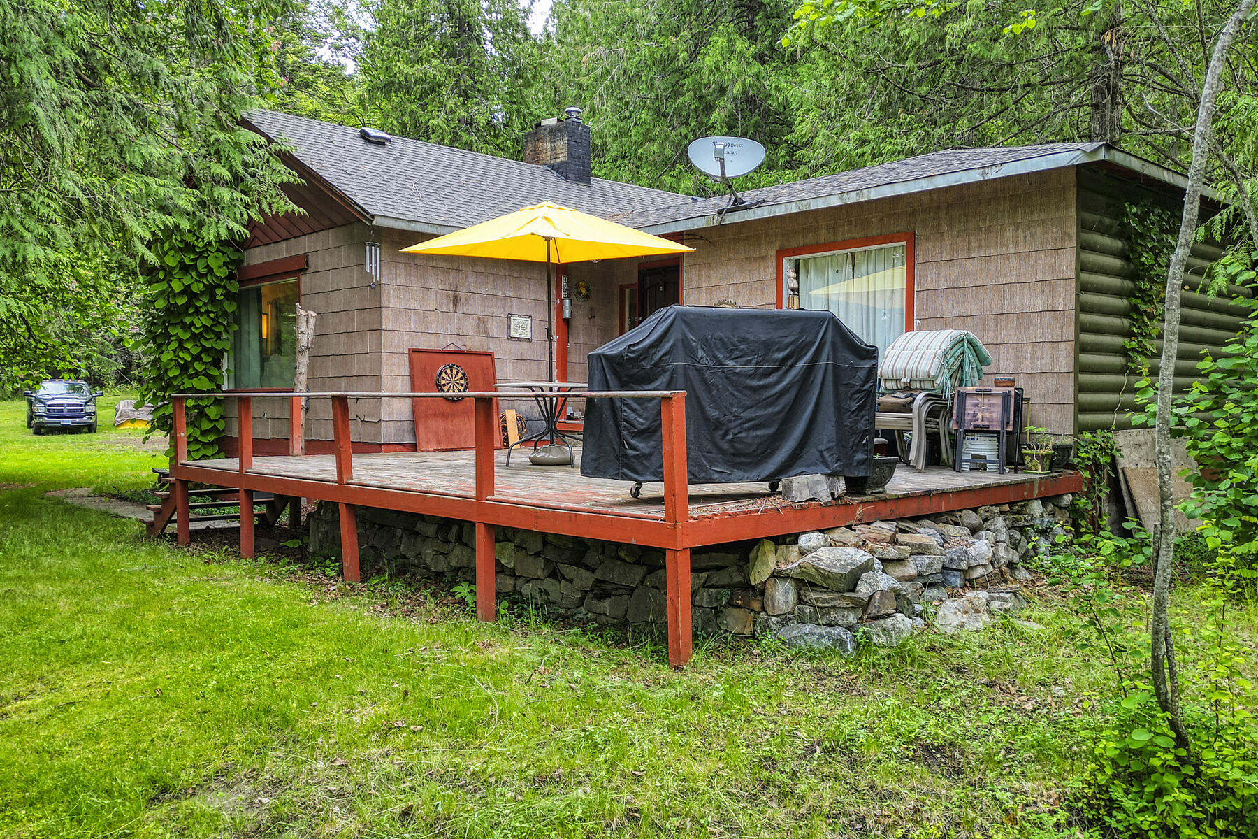  Kootenay Private Waterfront - 物件實景