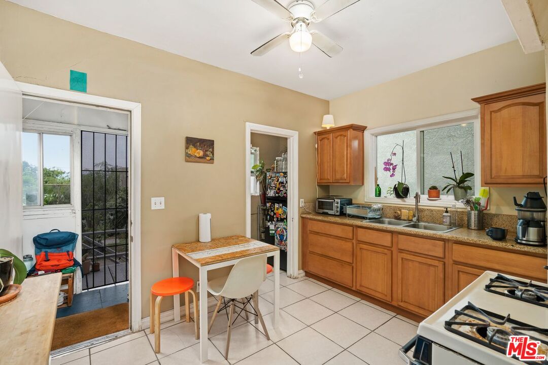 827 Lucile Ave, Los Angeles, California, 90026, United States, 6 Bedrooms Bedrooms, ,Residential,For Sale,827 Lucile Ave,1626659