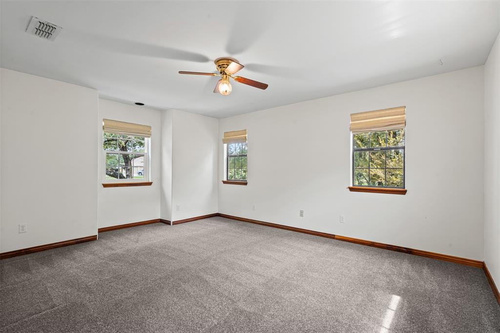 Cleburne, Texas, 76031, United States, 4 Bedrooms Bedrooms, ,3 BathroomsBathrooms,Residential,For Sale,1918510