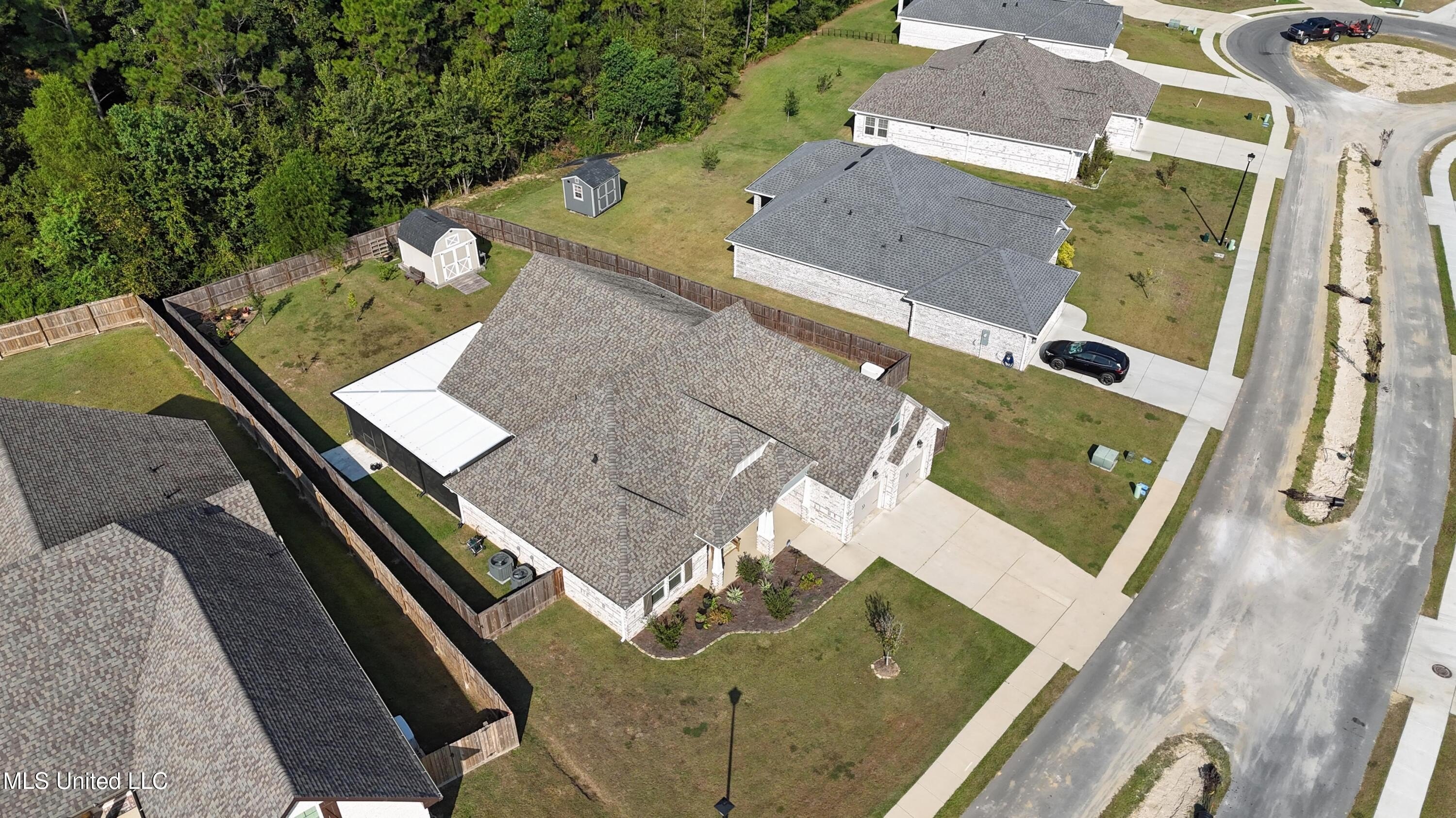 Gulfport, Mississippi, 39503, United States, 5 Bedrooms Bedrooms, ,3 BathroomsBathrooms,Residential,For Sale,1979883