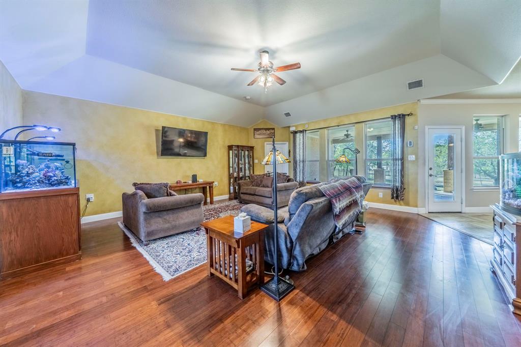 Cedar Hill, Texas, 75104, United States, 3 Bedrooms Bedrooms, ,3 BathroomsBathrooms,Residential,For Sale,1986089