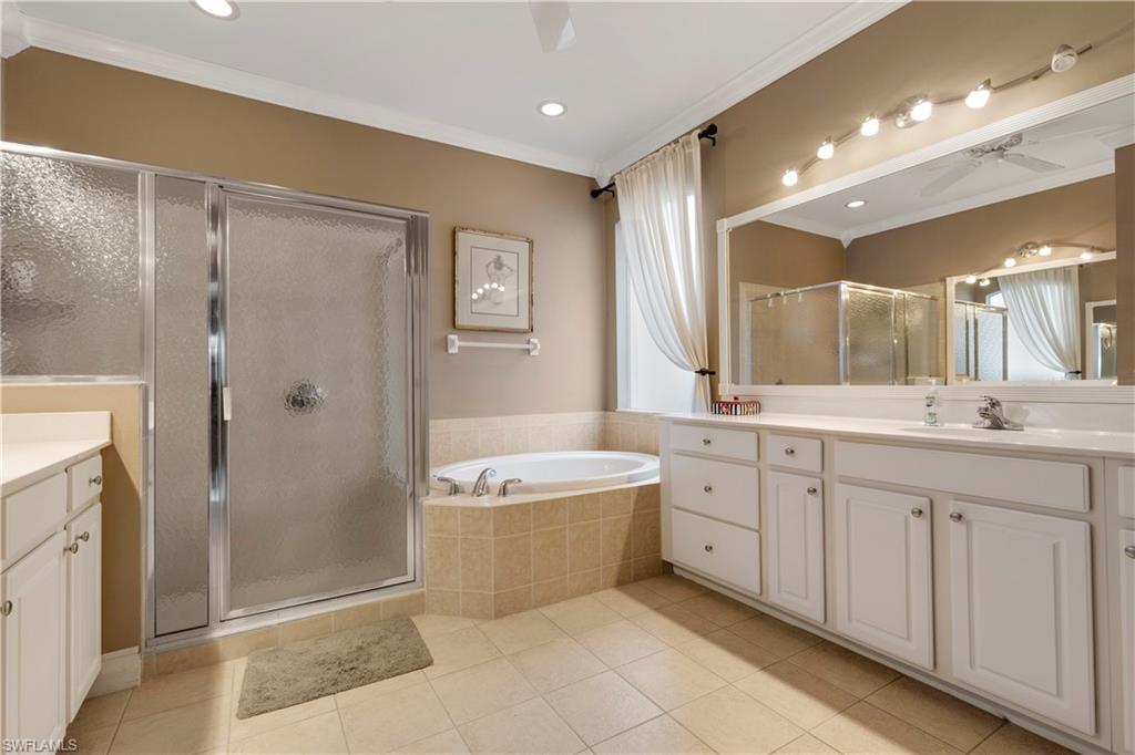 Bonita Springs, Florida, 34135, United States, 2 Bedrooms Bedrooms, ,2 BathroomsBathrooms,Residential,For Sale,1912122