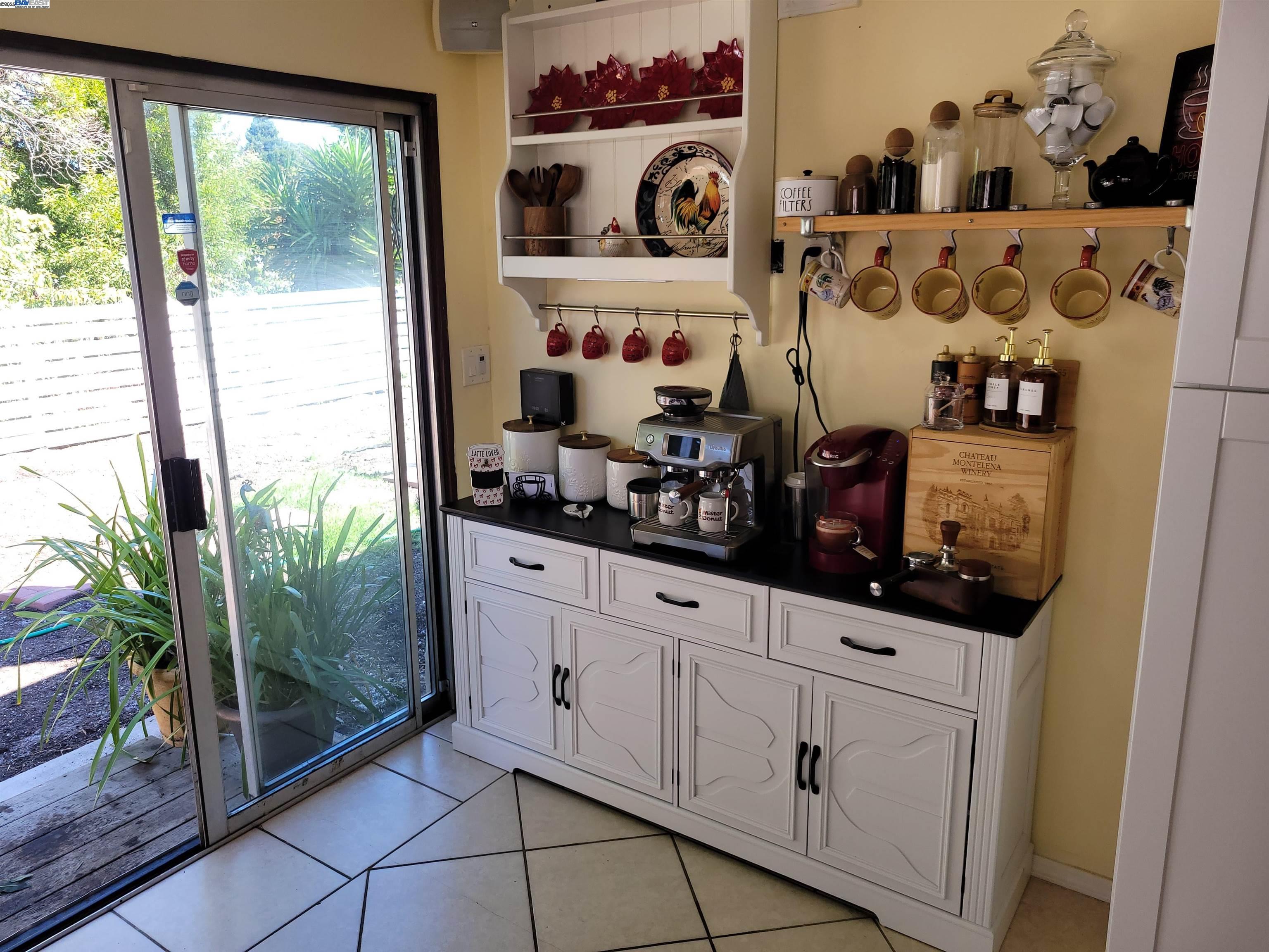 El Sobrante, California, 94803, United States, 3 Bedrooms Bedrooms, ,2 BathroomsBathrooms,Residential,For Sale,1974692