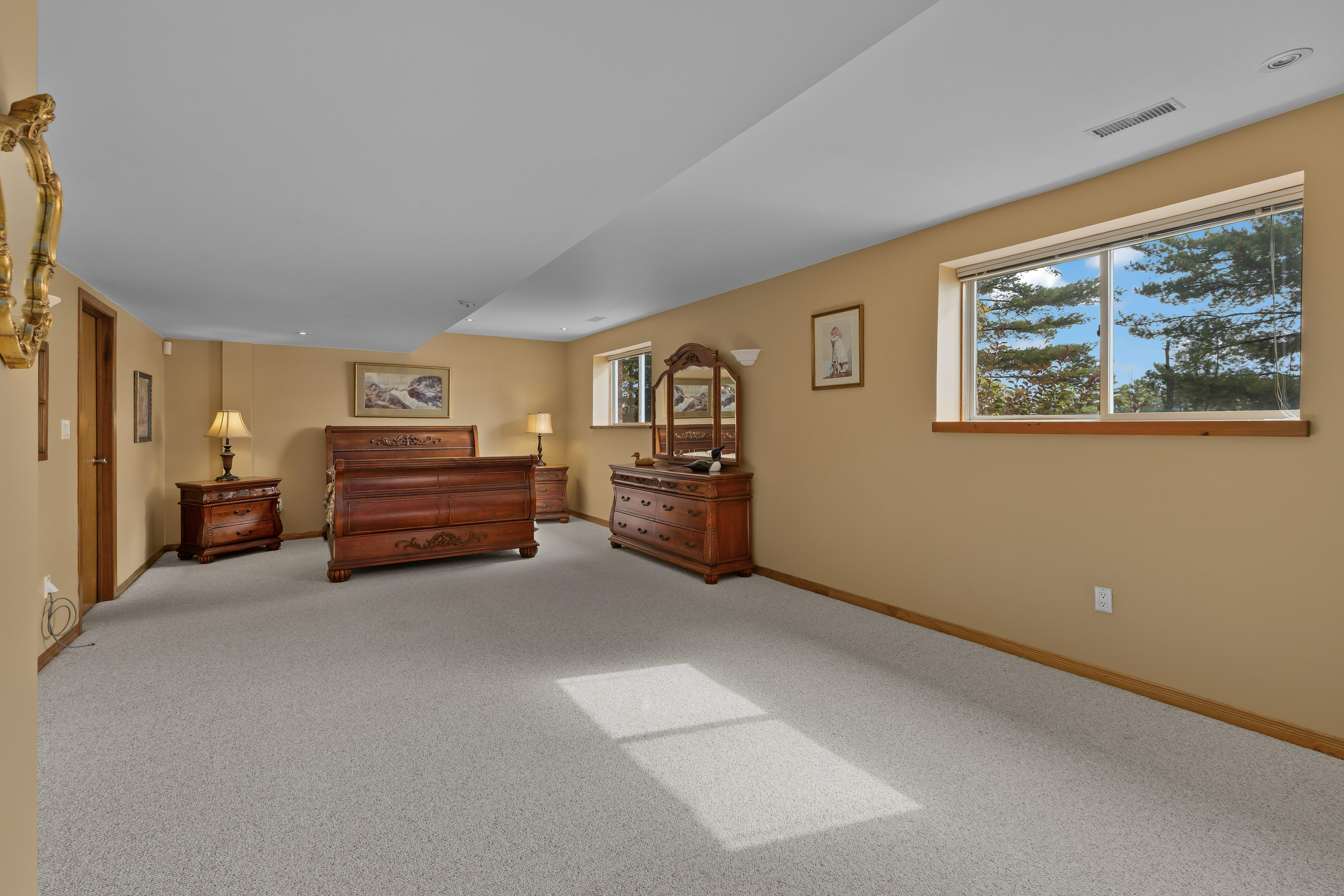 South Frontenac, Ontario, K0H 2L0, CA, 3 Bedrooms Bedrooms, ,3 BathroomsBathrooms,Residential,For Sale,1960739