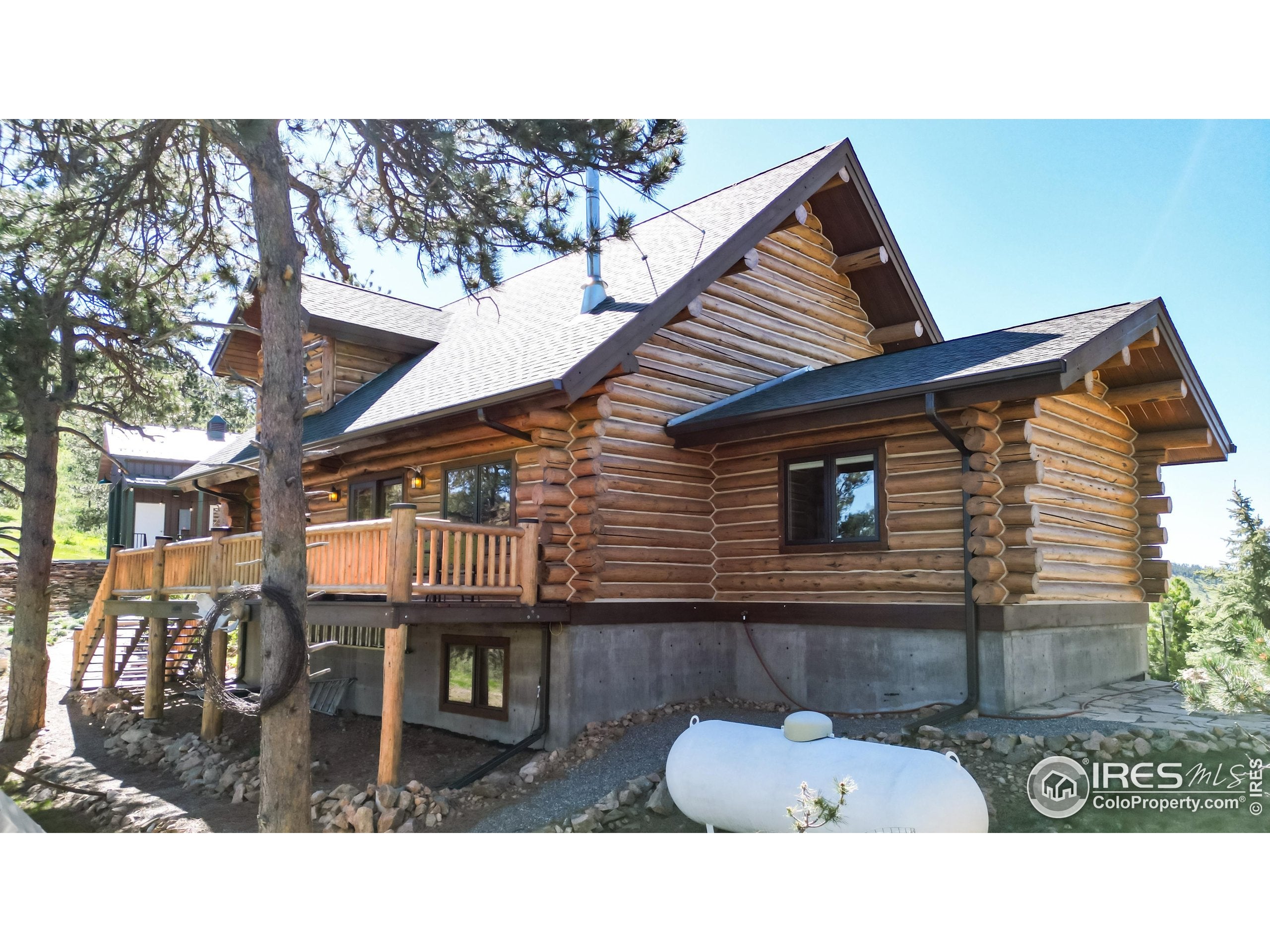 Loveland, Colorado, 80537, United States, 3 Bedrooms Bedrooms, ,2 BathroomsBathrooms,Residential,For Sale,1910374