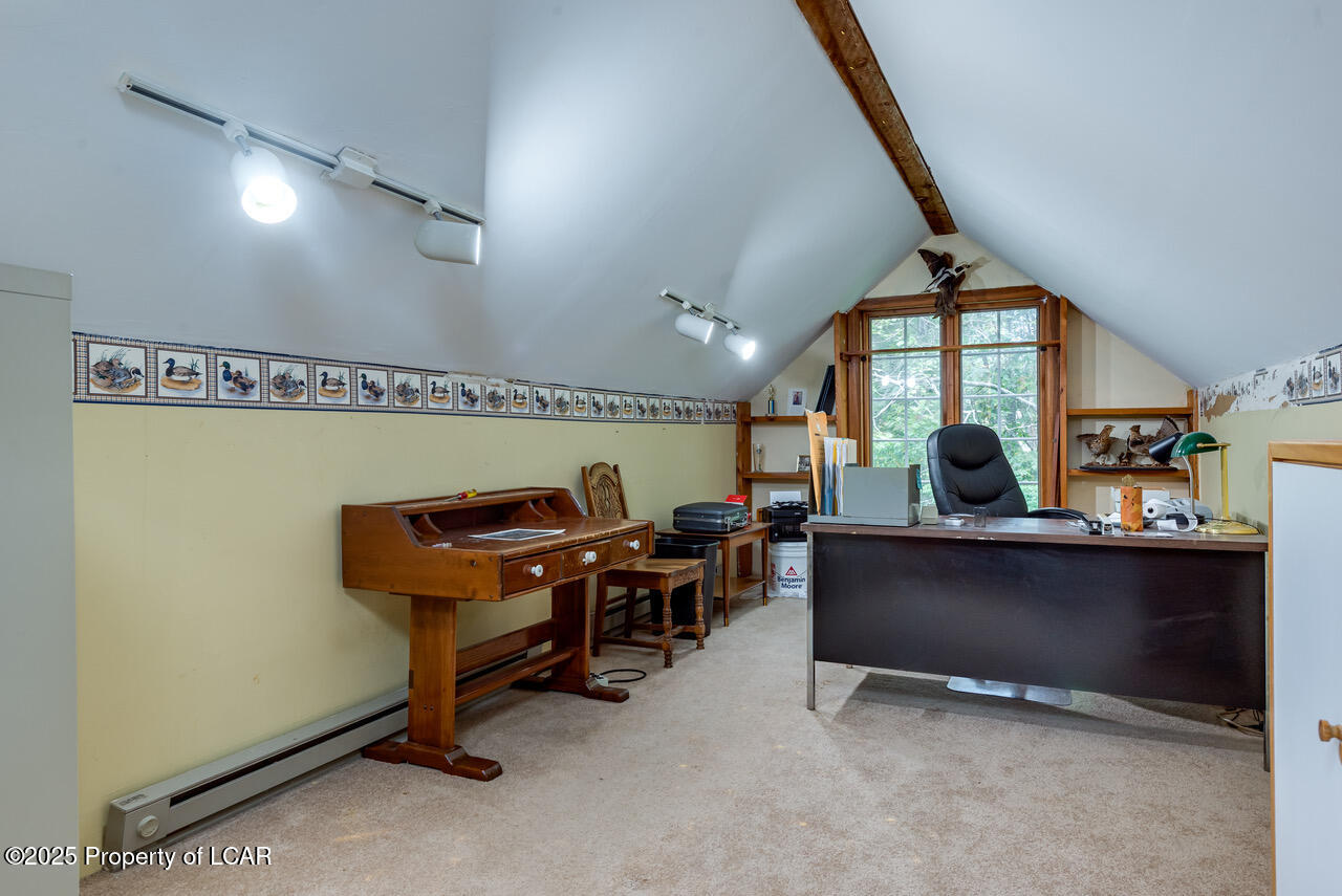 Dallas, Pennsylvania, 18612, United States, 5 Bedrooms Bedrooms, ,3 BathroomsBathrooms,Residential,For Sale,2006135