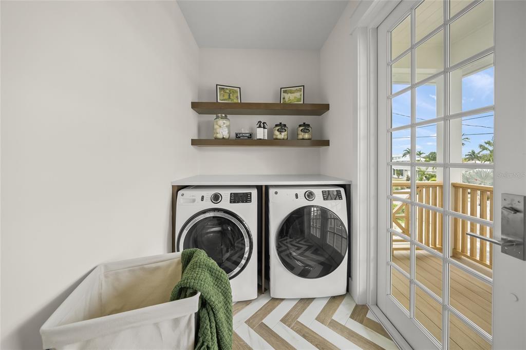 Holmes Beach, Florida, 34217, United States, 4 Bedrooms Bedrooms, ,6 BathroomsBathrooms,Residential,For Sale,1989554