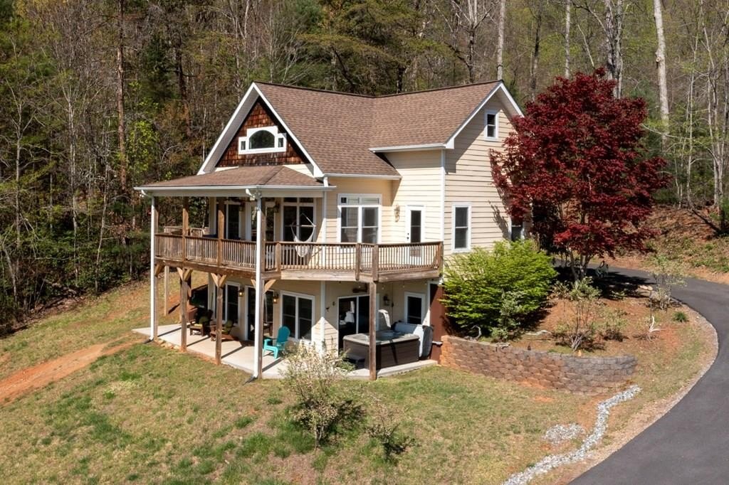Hayesville, North Carolina, 28904, United States, 3 Bedrooms Bedrooms, ,4 BathroomsBathrooms,Residential,For Sale,1924483