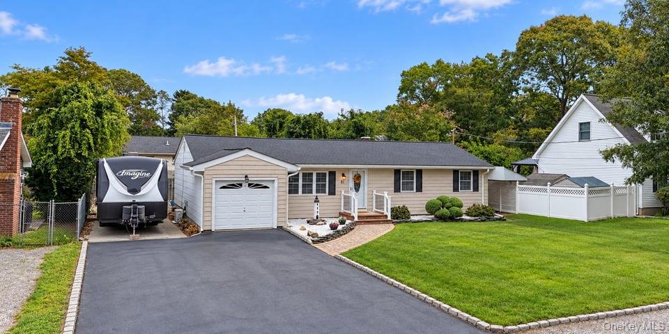 Wood Ave, Mastic, NY 11950
