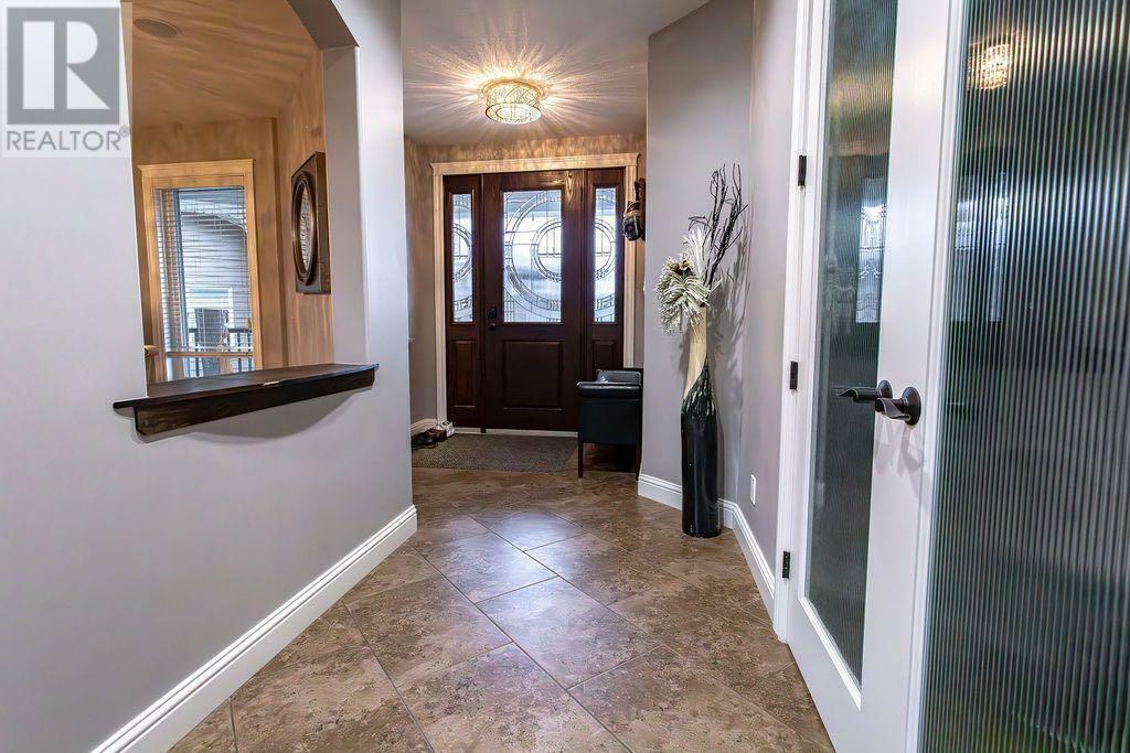 WAINWRIGHT, Alberta, T9W 0A6, CA, 4 Bedrooms Bedrooms, ,5 BathroomsBathrooms,Residential,For Sale,1838525