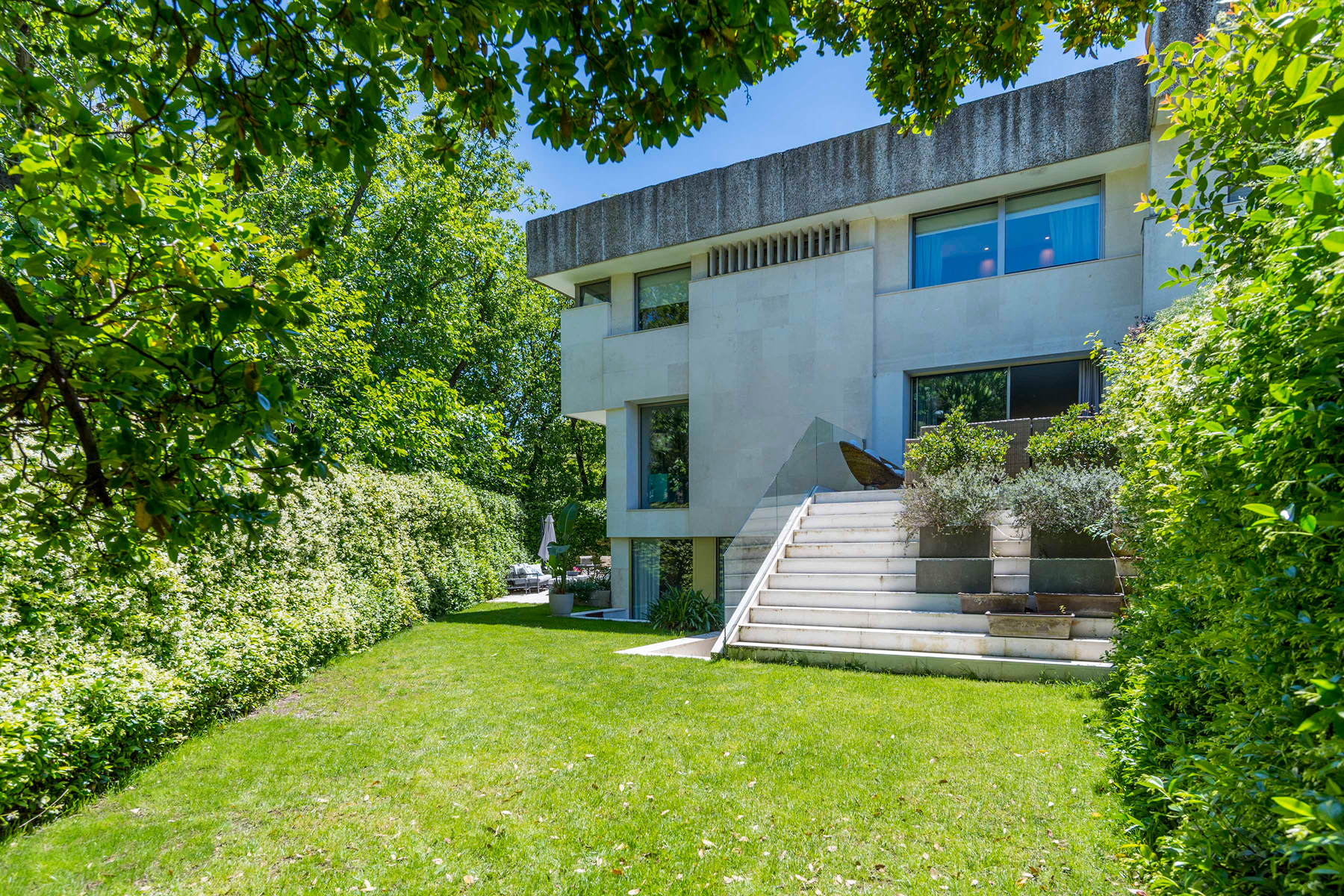  Modern townhouse in Mirasierra - 物件實景