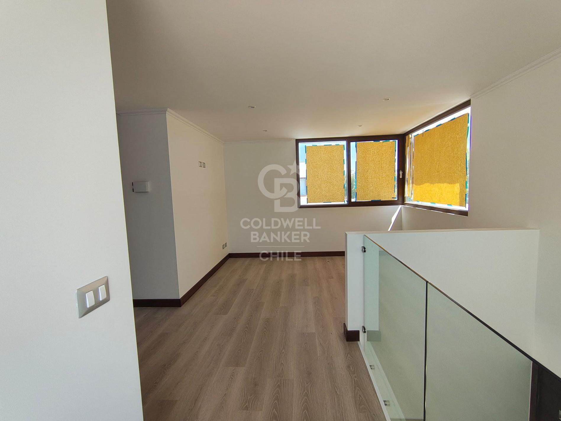 Colina, Chile, 4 Bedrooms Bedrooms, ,3 BathroomsBathrooms,Residential,For Sale,1994931