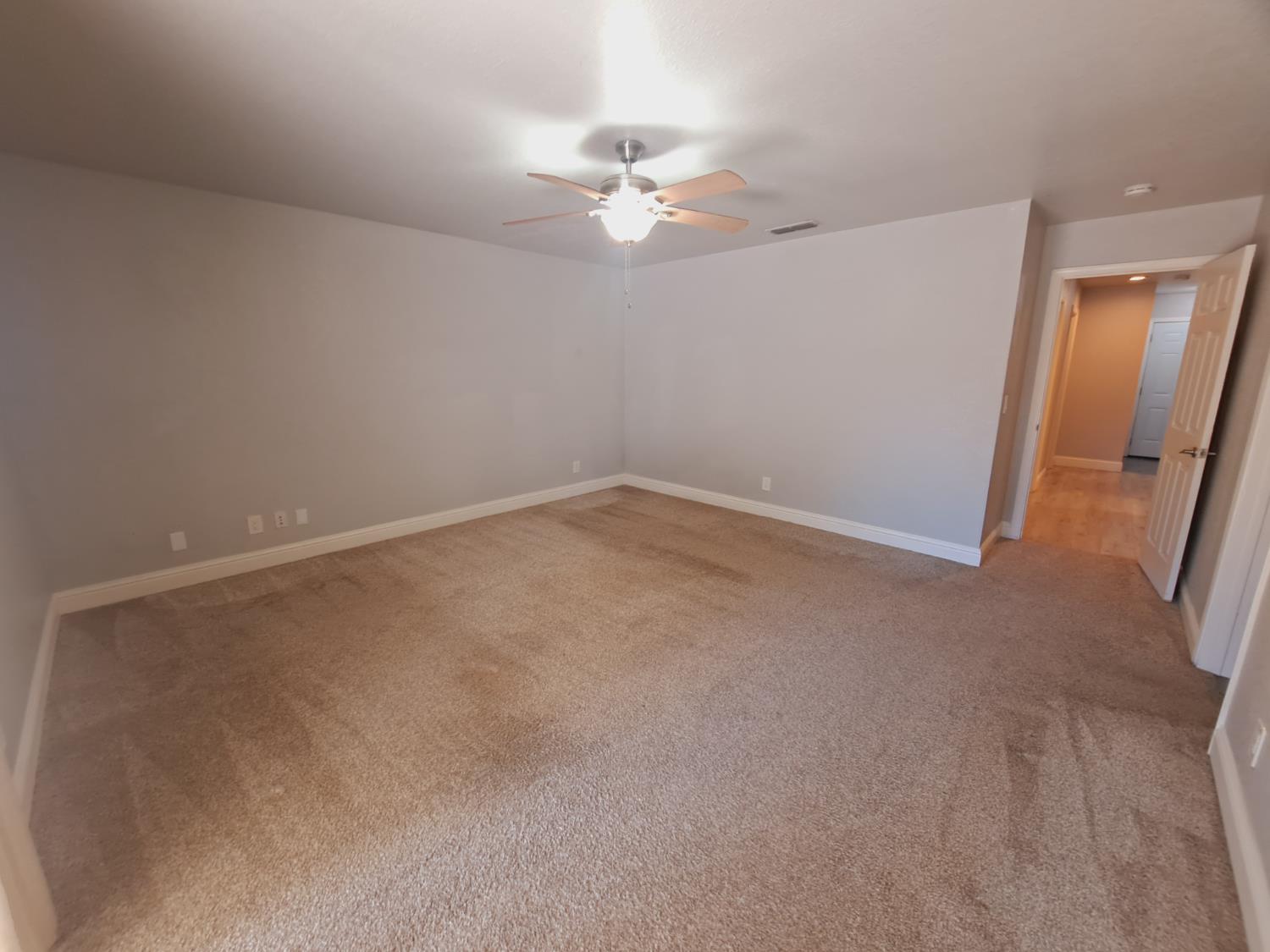 Lincoln, California, 95648, United States, 3 Bedrooms Bedrooms, ,2 BathroomsBathrooms,Residential,For Sale,1983454