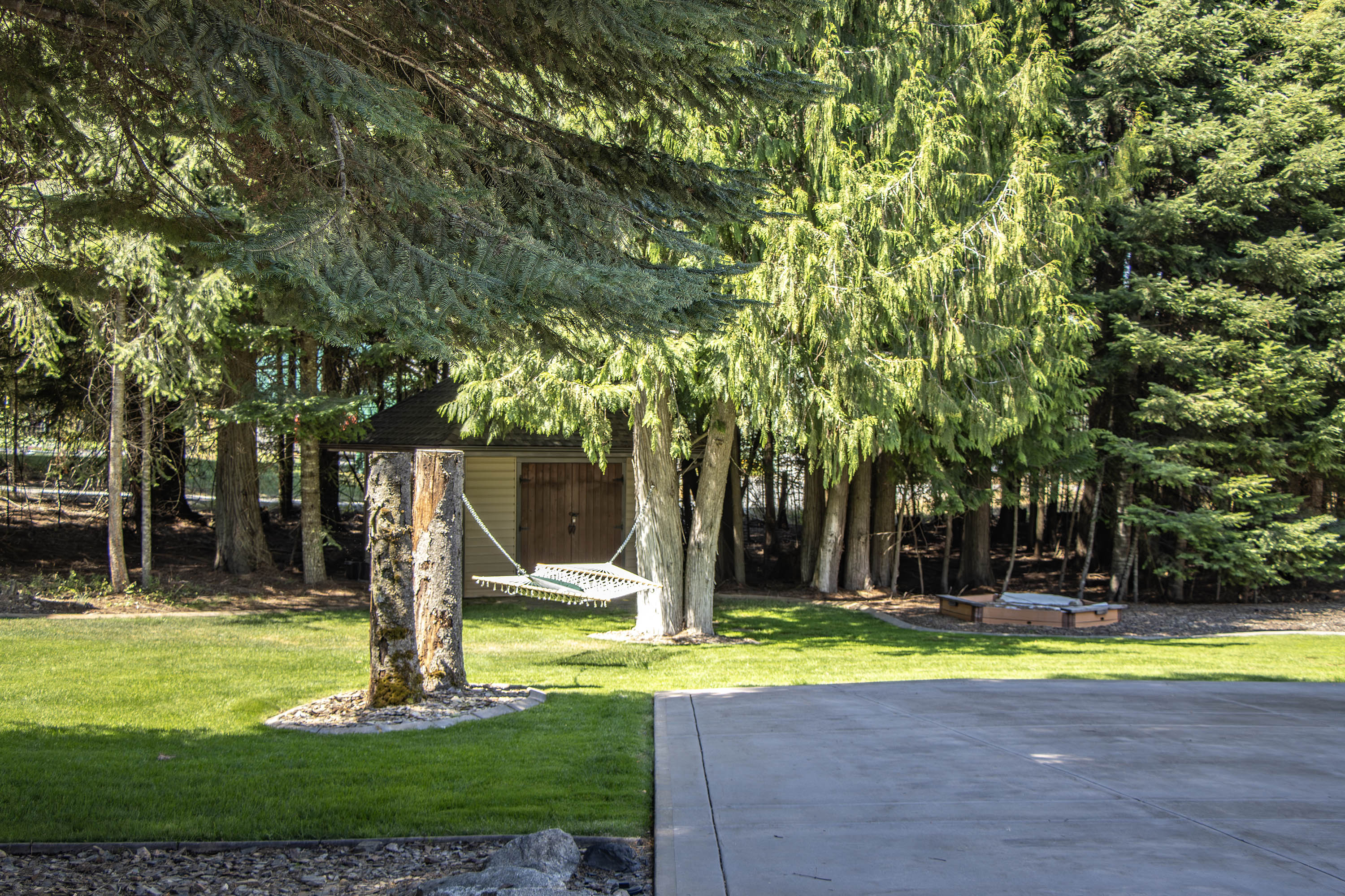 Priest River, Idaho, 83856, United States, 4 Bedrooms Bedrooms, ,5 BathroomsBathrooms,Residential,For Sale,1921614