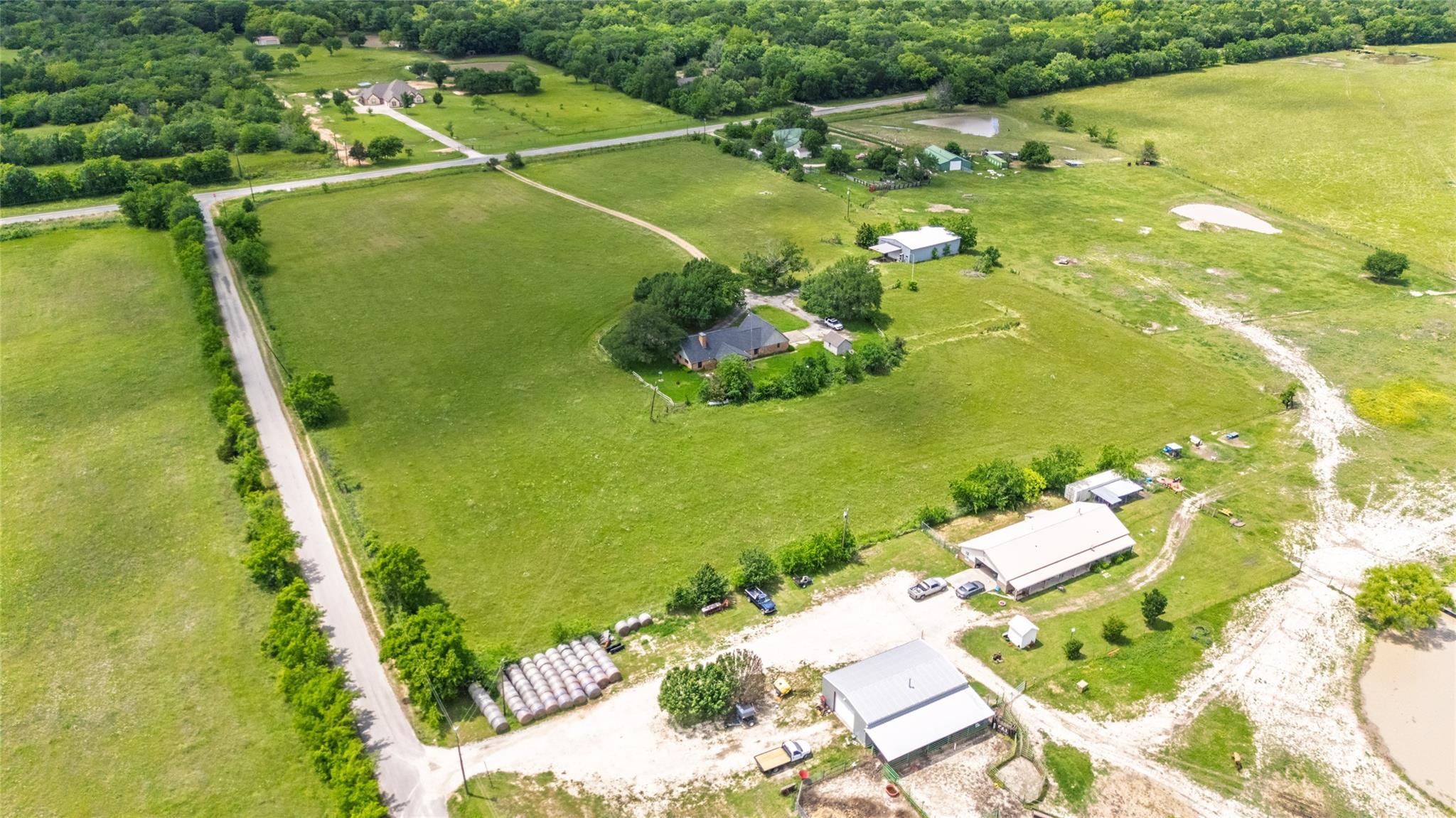 Campbell, Texas, 75422, United States, 3 Bedrooms Bedrooms, ,2 BathroomsBathrooms,Residential,For Sale,2048181