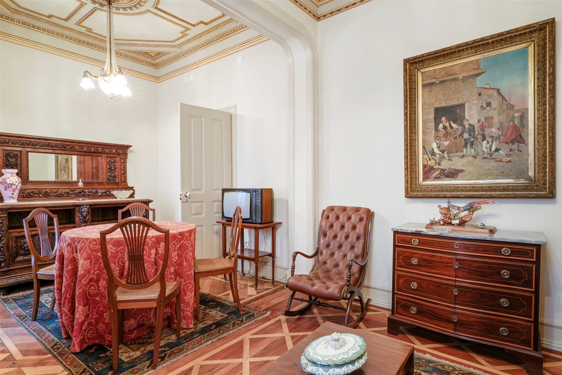  Detached house, 15 bedrooms, for Sale - 物件實景