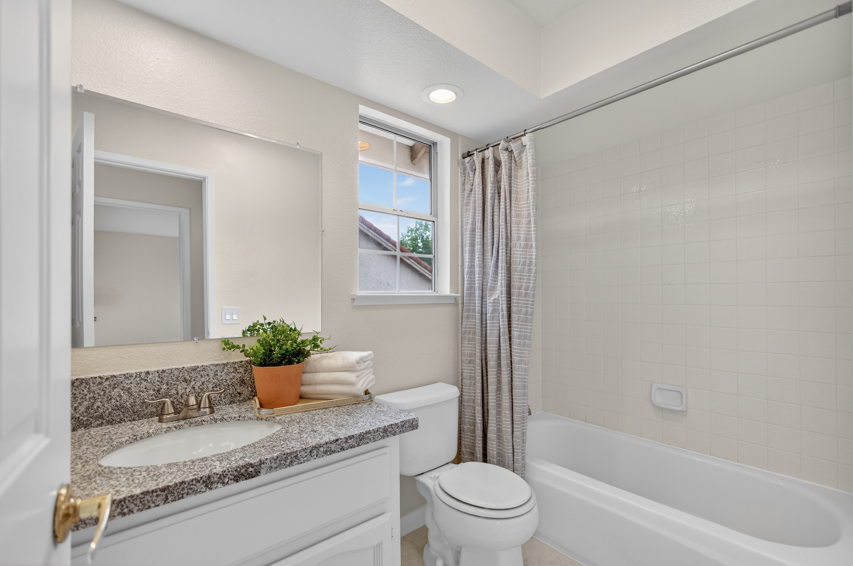  8174 Finmere Way, Sacramento, CA 95829 - 物件實景