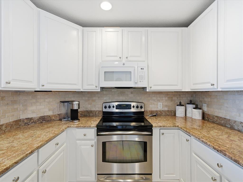 Tampa, Florida, 33602, United States, 2 Bedrooms Bedrooms, ,3 BathroomsBathrooms,Residential,For Sale,2003019