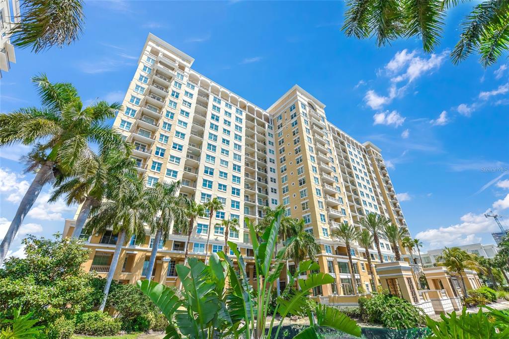 Sarasota, Florida, 34236, United States, 2 Bedrooms Bedrooms, ,2 BathroomsBathrooms,Residential,For Sale,1737963