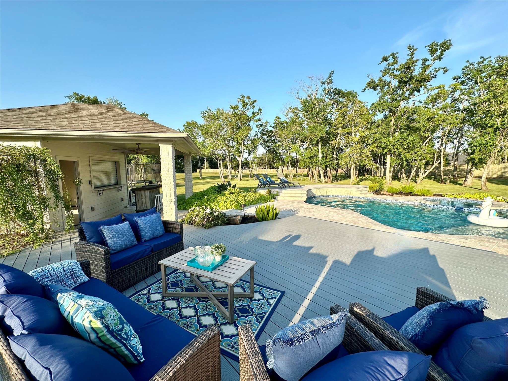 Friendswood, Texas, 77546, United States, 3 Bedrooms Bedrooms, ,5 BathroomsBathrooms,Residential,For Sale,1908024