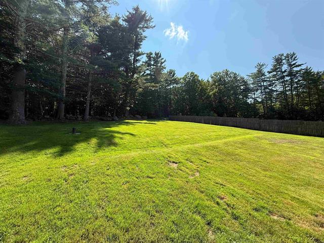 Weare, New Hampshire, 03281, United States, 3 Bedrooms Bedrooms, ,2 BathroomsBathrooms,Residential,For Sale,1979448