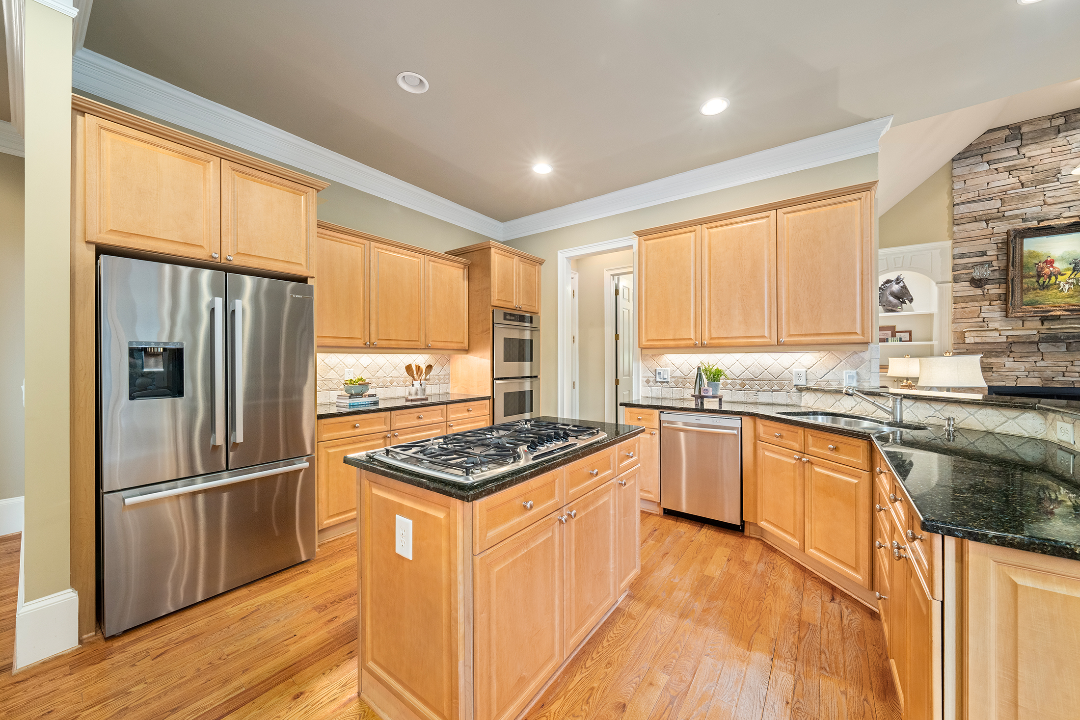  Expansive Living in the Heart of Fieldstone Farms - 物件實景