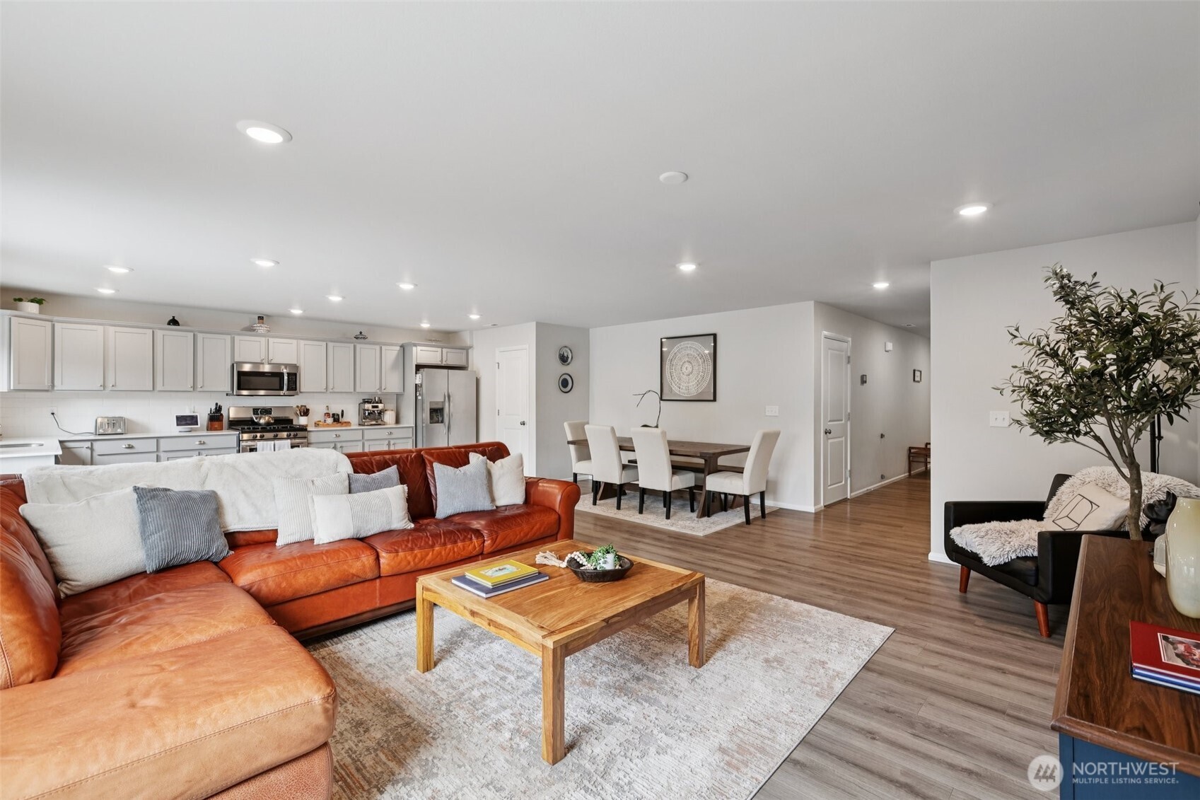 Sultan, Washington, 98294, United States, 4 Bedrooms Bedrooms, ,2 BathroomsBathrooms,Residential,For Sale,1923458