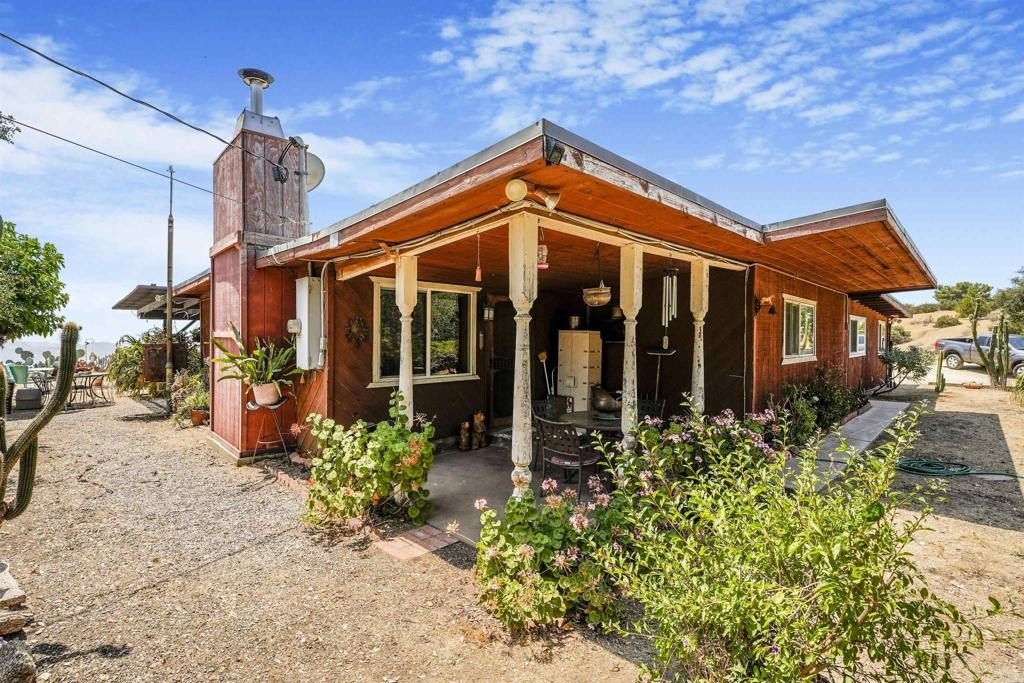 Jamul, California, 91935, United States, 3 Bedrooms Bedrooms, ,1 BathroomBathrooms,Residential,For Sale,1938838