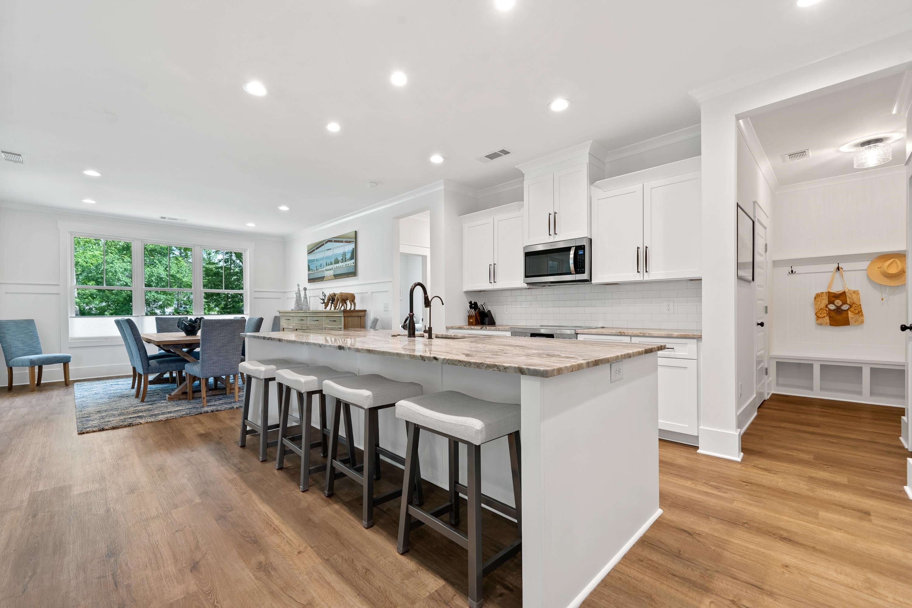 Greensboro, Georgia, 30642, United States, 4 Bedrooms Bedrooms, ,4 BathroomsBathrooms,Residential,For Sale,1818939
