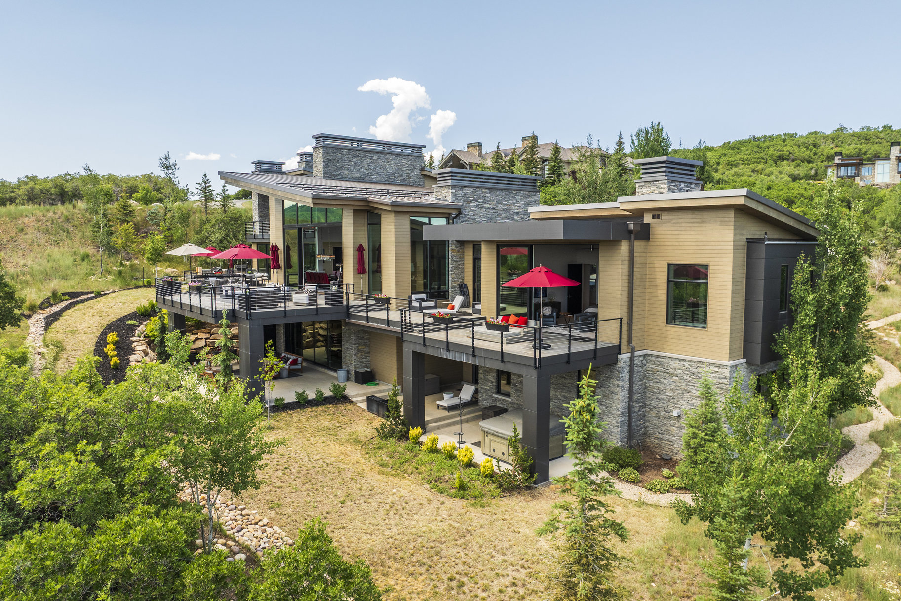  Sophisticated Mountain Design with Unmatched Views in an Elite Setting - 物件實景