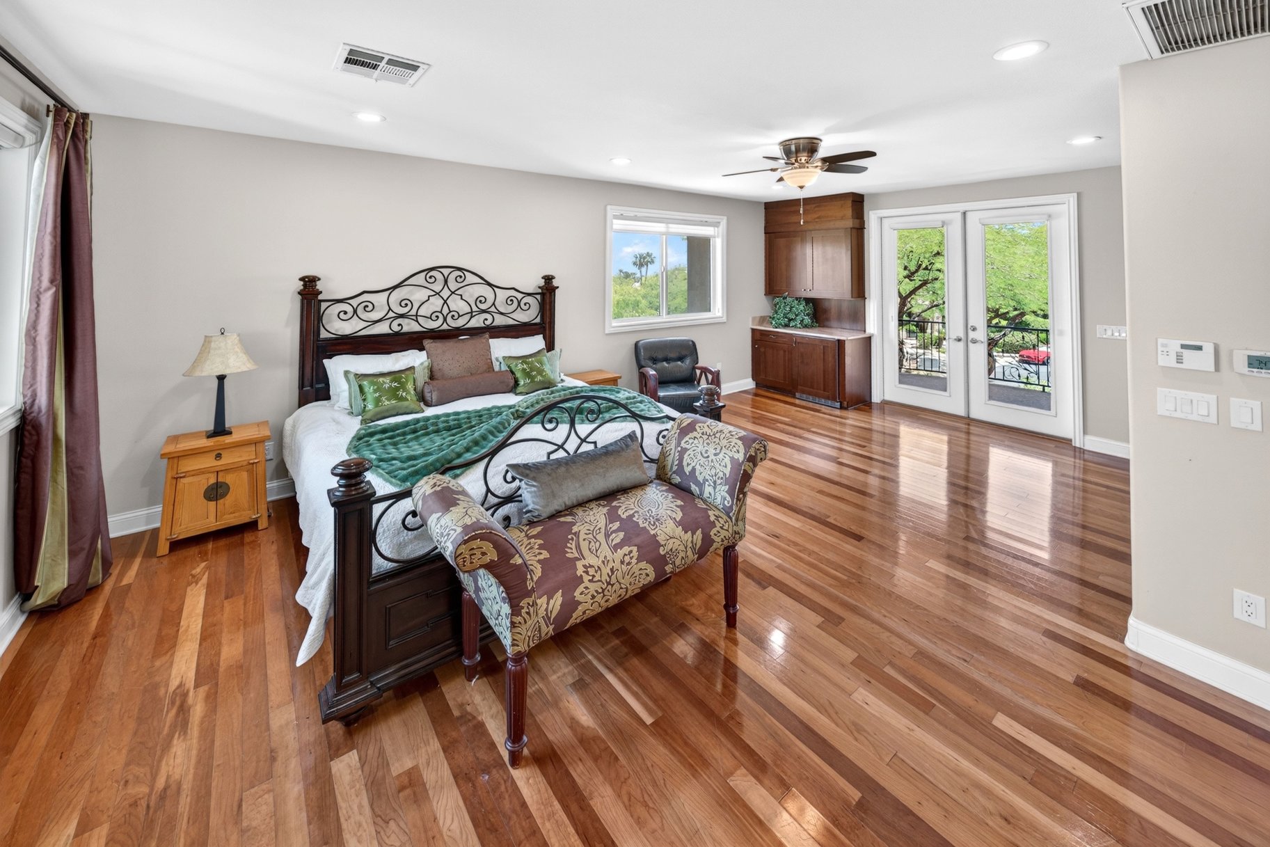  Mountain View home on Cul-de-Sac with Pool, Spa & Sport Court - 物件實景