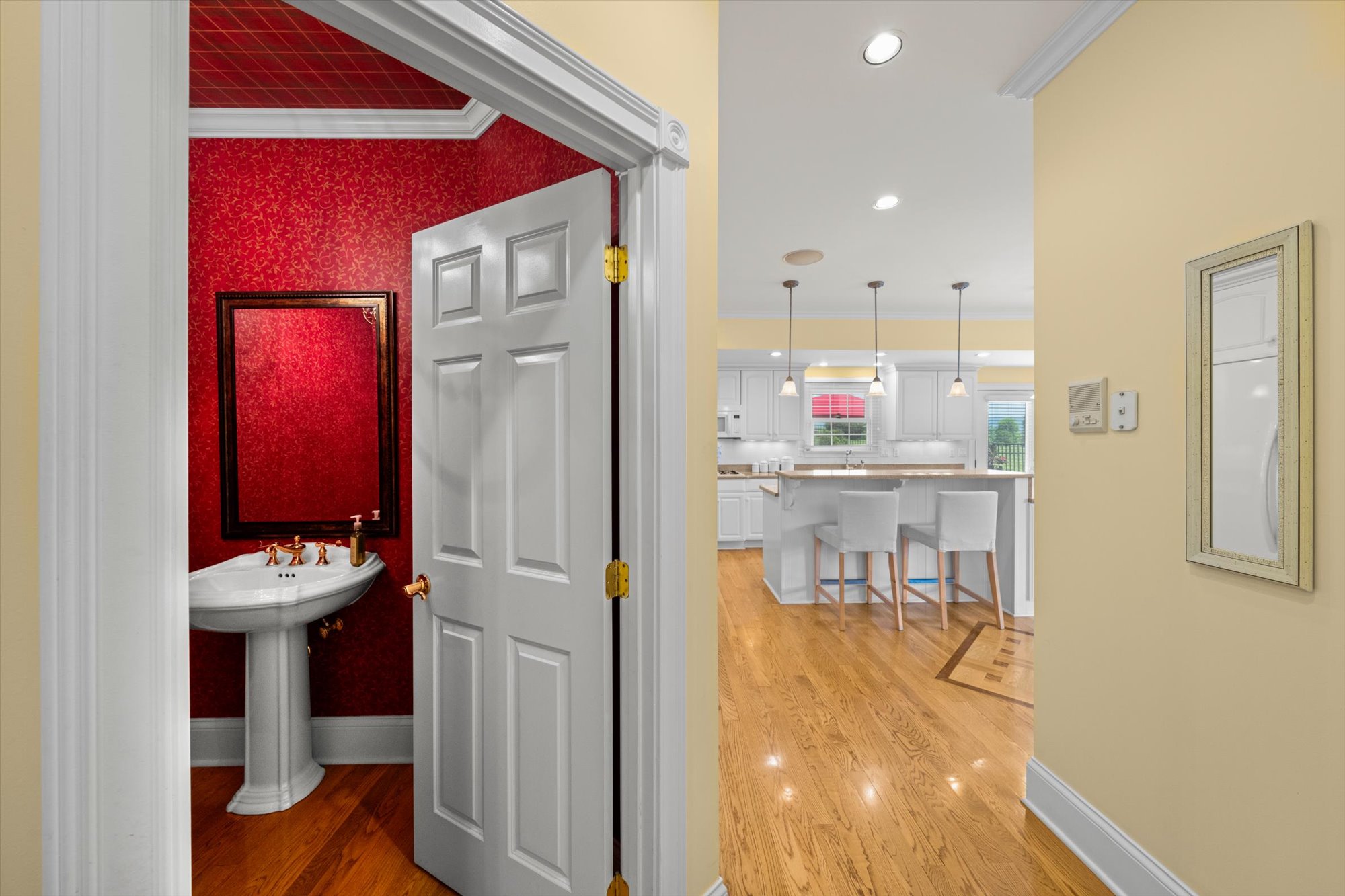 Sevierville, Tennessee, 37876-5201, United States, 3 Bedrooms Bedrooms, ,4 BathroomsBathrooms,Residential,For Sale,1810595
