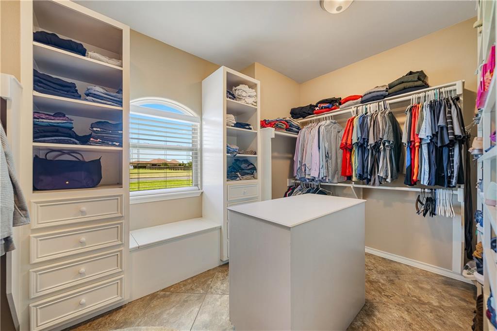 Corpus Christi, Texas, 78414, United States, 4 Bedrooms Bedrooms, ,3 BathroomsBathrooms,Residential,For Sale,1868505
