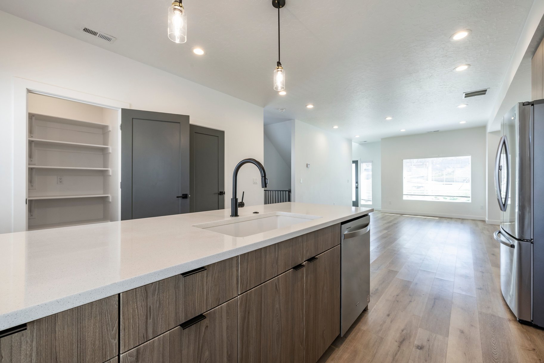  Convenient, Modern Townhome Living in South Davis County - 物件實景
