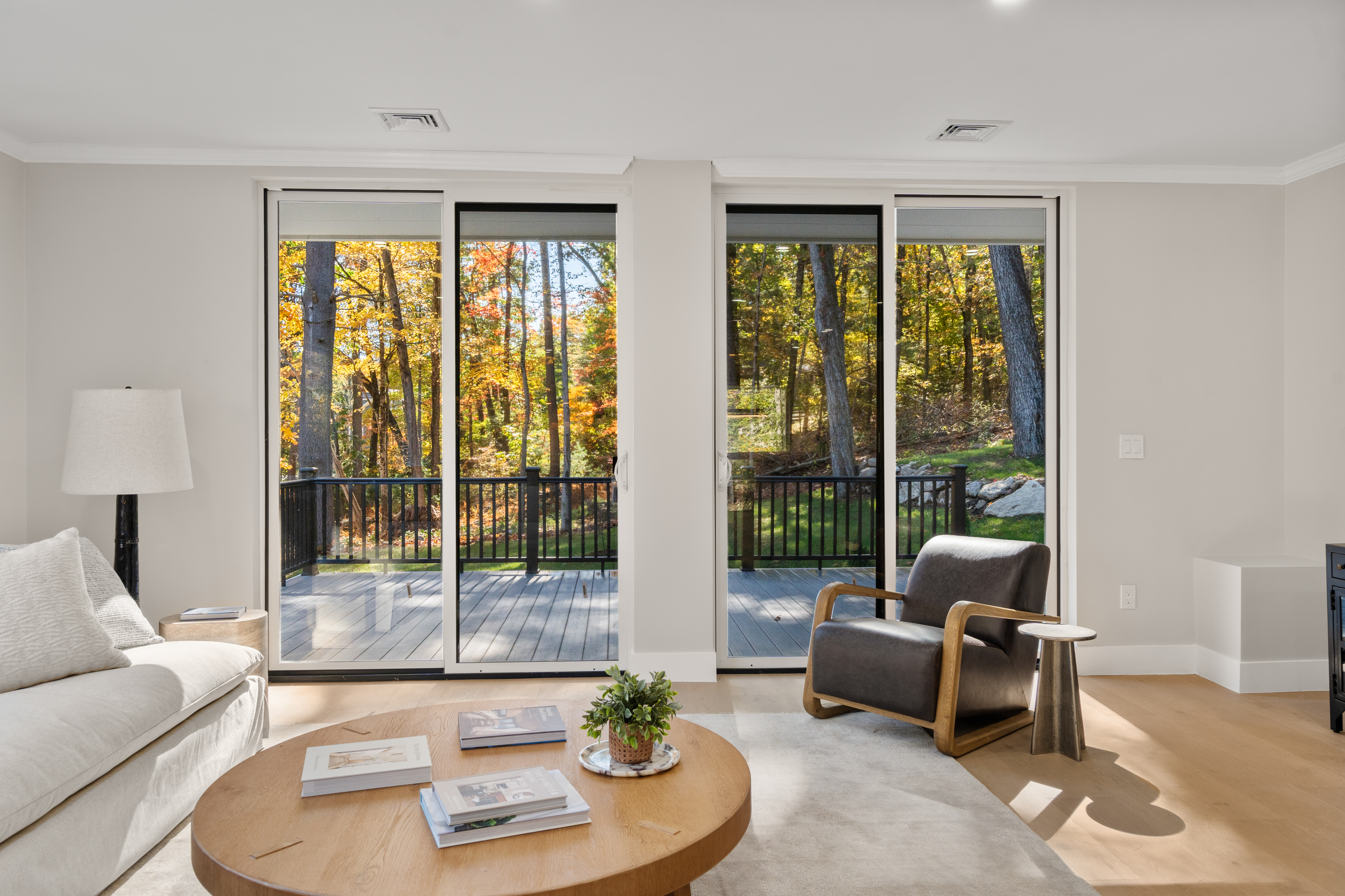  8 Irene Road, Bedford, MA, 01730 - 物件實景