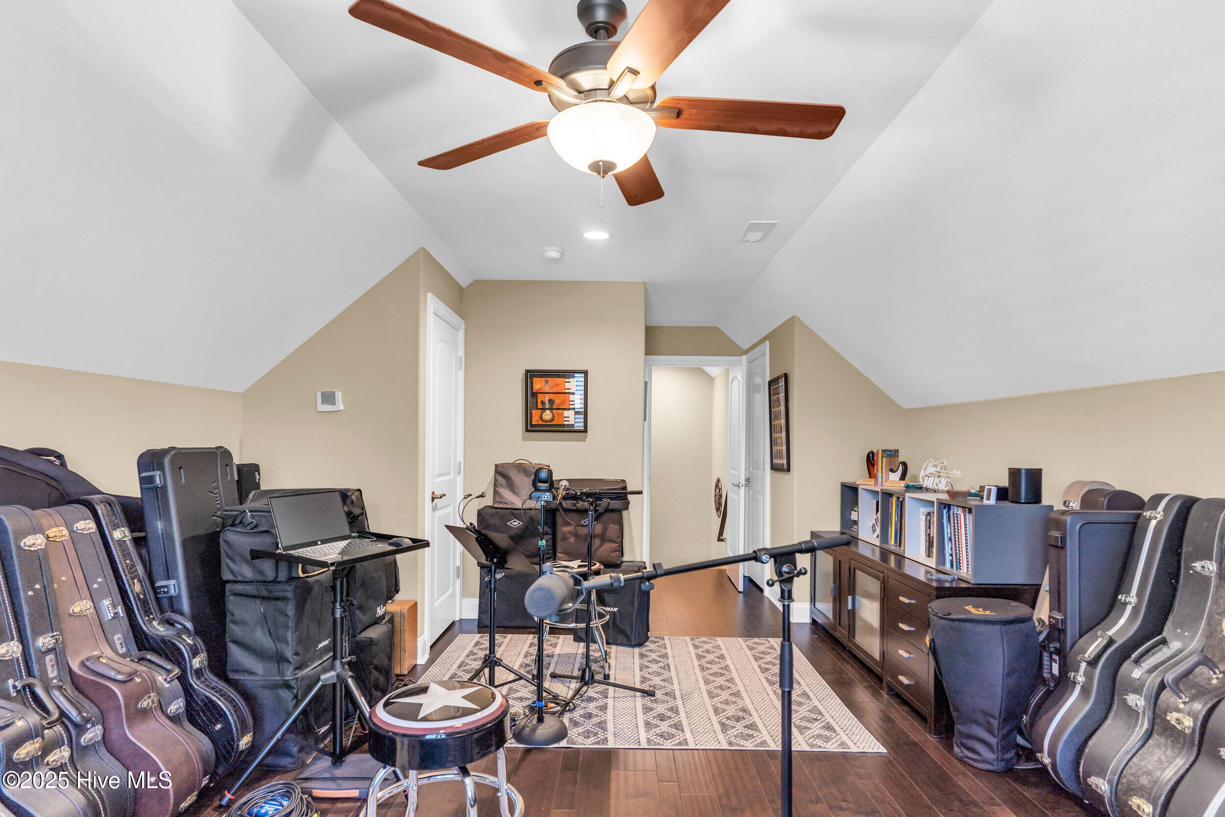 Southport, North Carolina, 28461, United States, 3 Bedrooms Bedrooms, ,3 BathroomsBathrooms,Residential,For Sale,1792788