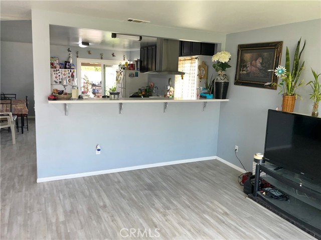 Riverside, California, 92503, United States, 4 Bedrooms Bedrooms, ,2 BathroomsBathrooms,Residential,For Sale,1928709