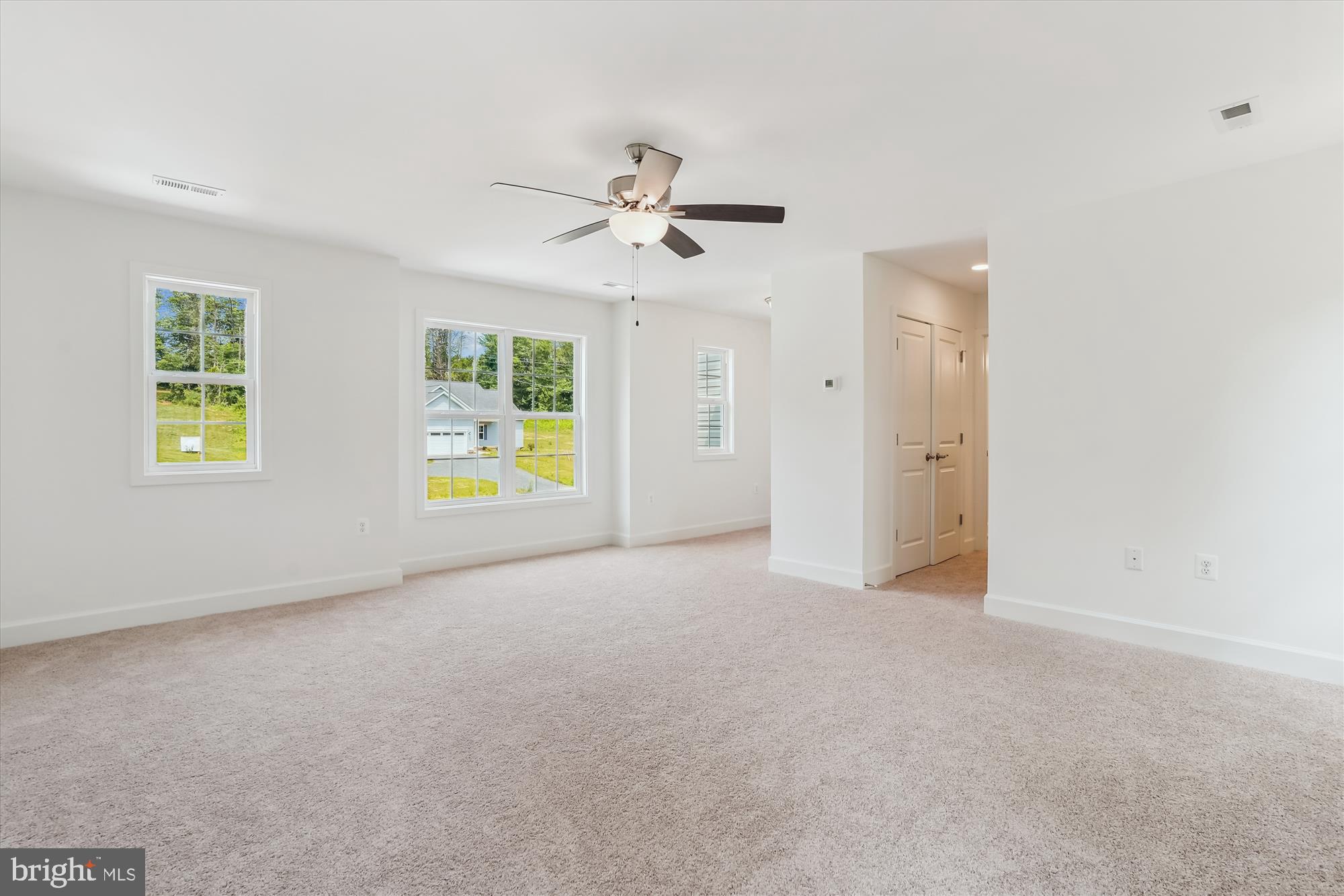 Culpeper, Virginia, 22701, United States, 4 Bedrooms Bedrooms, ,3 BathroomsBathrooms,Residential,For Sale,1974378