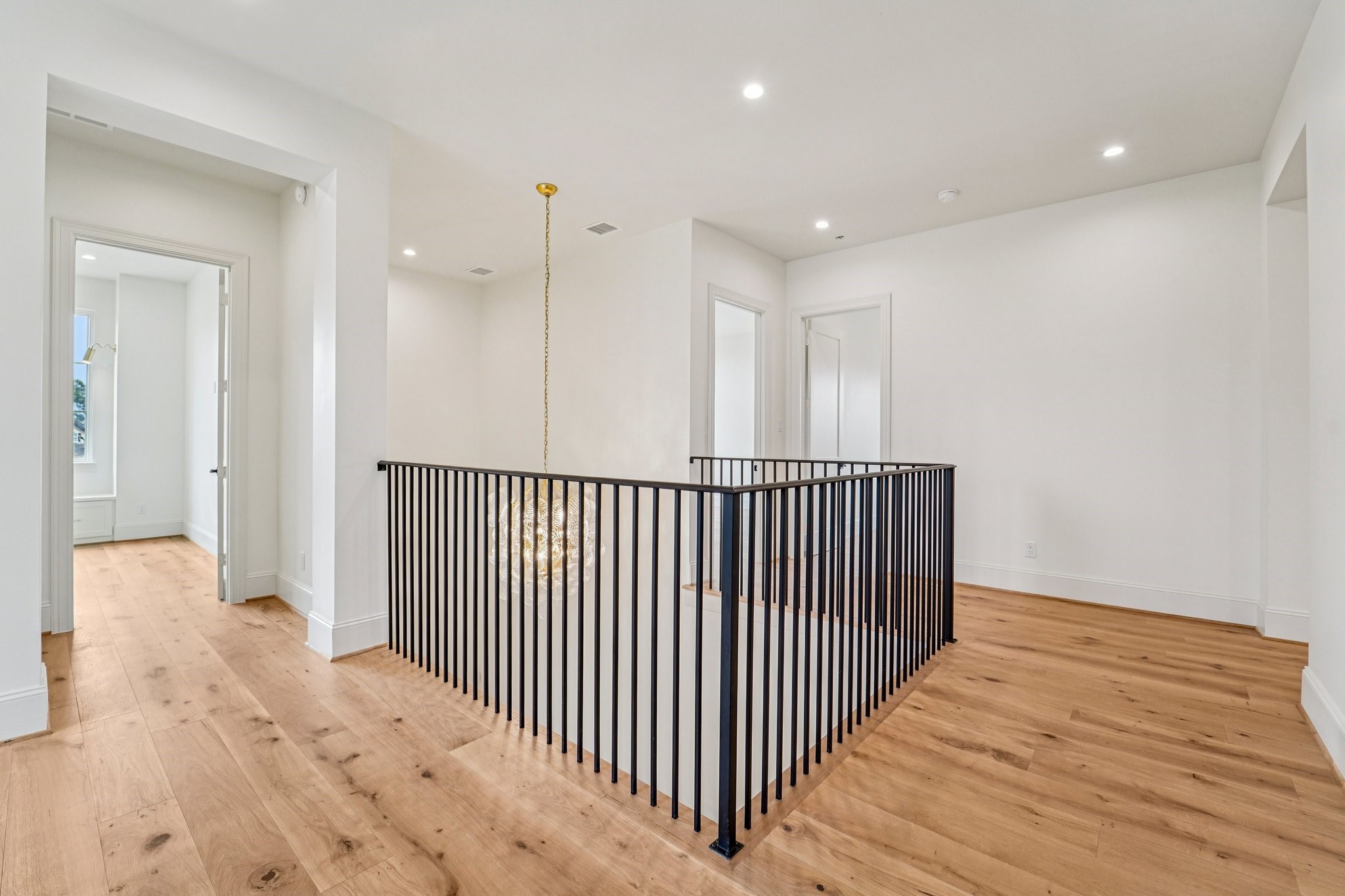  1306 Curtin Street - 物件實景