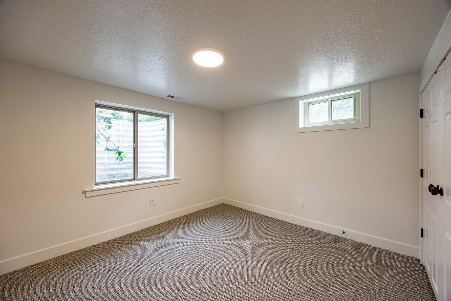  Timeless Charm in the Heart of East Millcreek - 物件實景