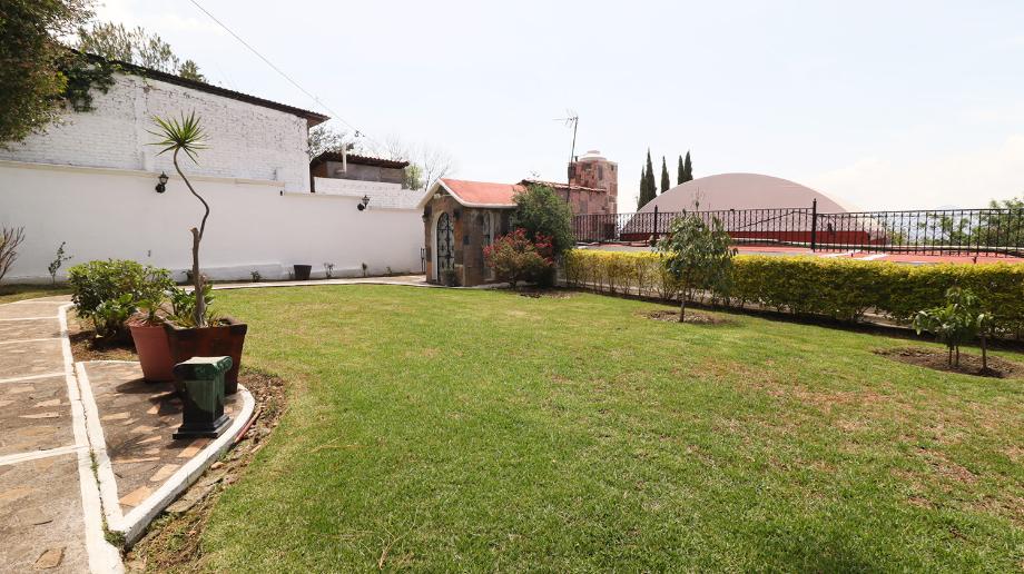 Morelia, Michoacán de Ocampo, 58337, Mexico, 16 Bedrooms Bedrooms, ,14 BathroomsBathrooms,Residential,For Sale,1850325