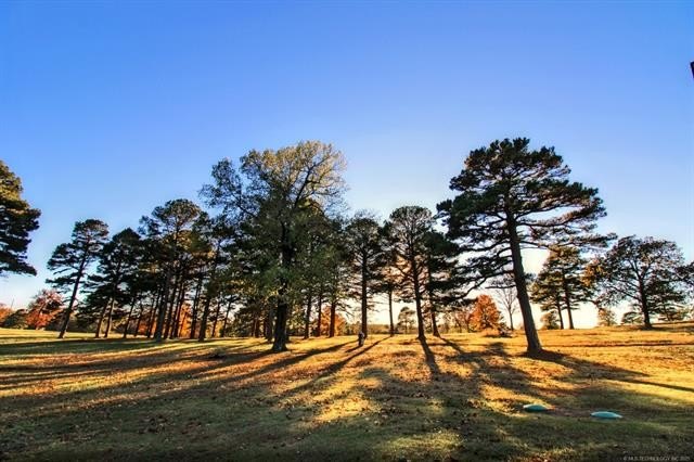 Tahlequah, Oklahoma, 74464, United States, 3 Bedrooms Bedrooms, ,3 BathroomsBathrooms,Residential,For Sale,1936966