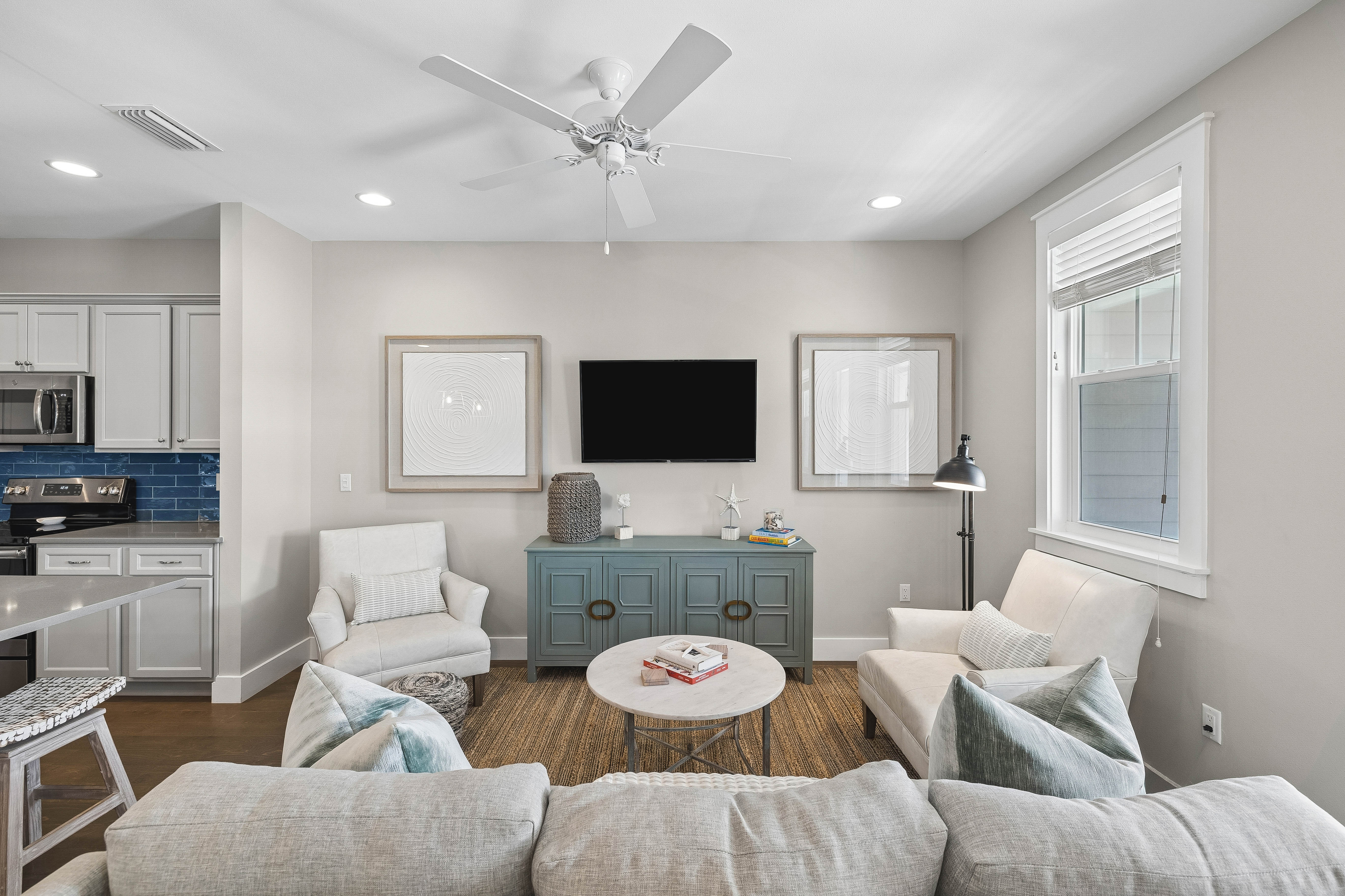  Furnished Seagrove Retreat with Garage Steps from the Pool & Near the Beach - 物件實景