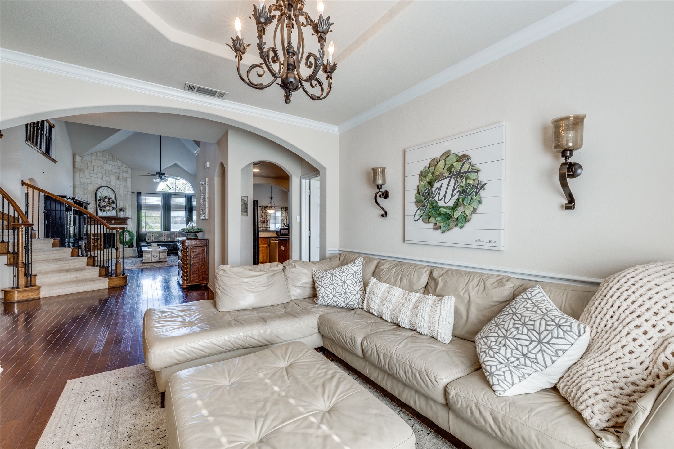 Kennedale, Texas, 76060, United States, 5 Bedrooms Bedrooms, ,4 BathroomsBathrooms,Residential,For Sale,1926987