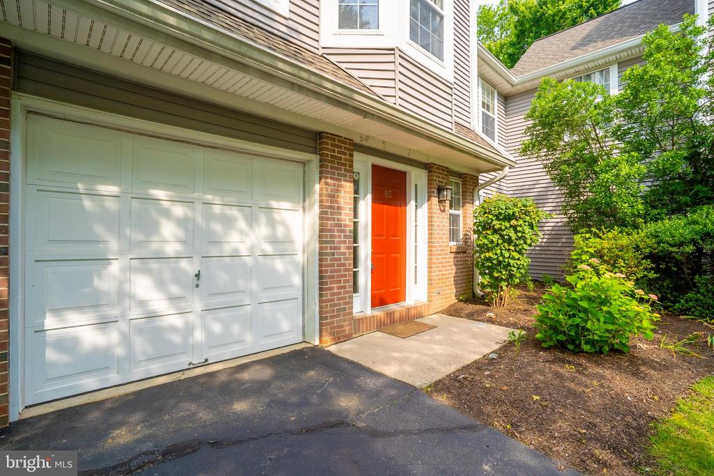Princeton, New Jersey, 08540, United States, 4 Bedrooms Bedrooms, ,4 BathroomsBathrooms,Residential,For Sale,1938433
