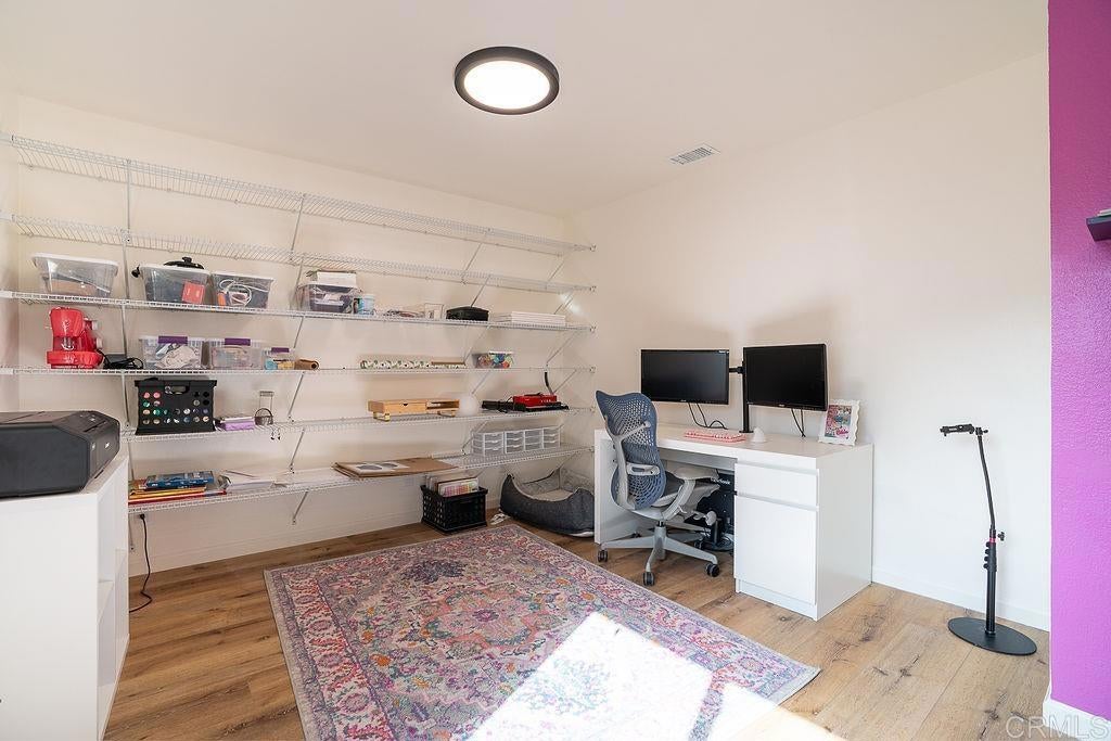 Temecula, California, 92592, United States, 3 Bedrooms Bedrooms, ,3 BathroomsBathrooms,Residential,For Sale,1997164