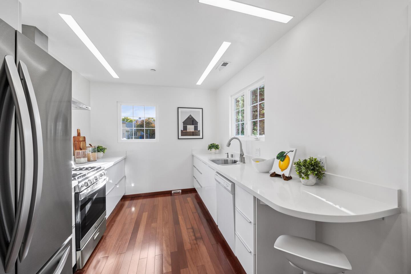 San Mateo, California, 94402, United States, 3 Bedrooms Bedrooms, ,2 BathroomsBathrooms,Residential,For Sale,1987583