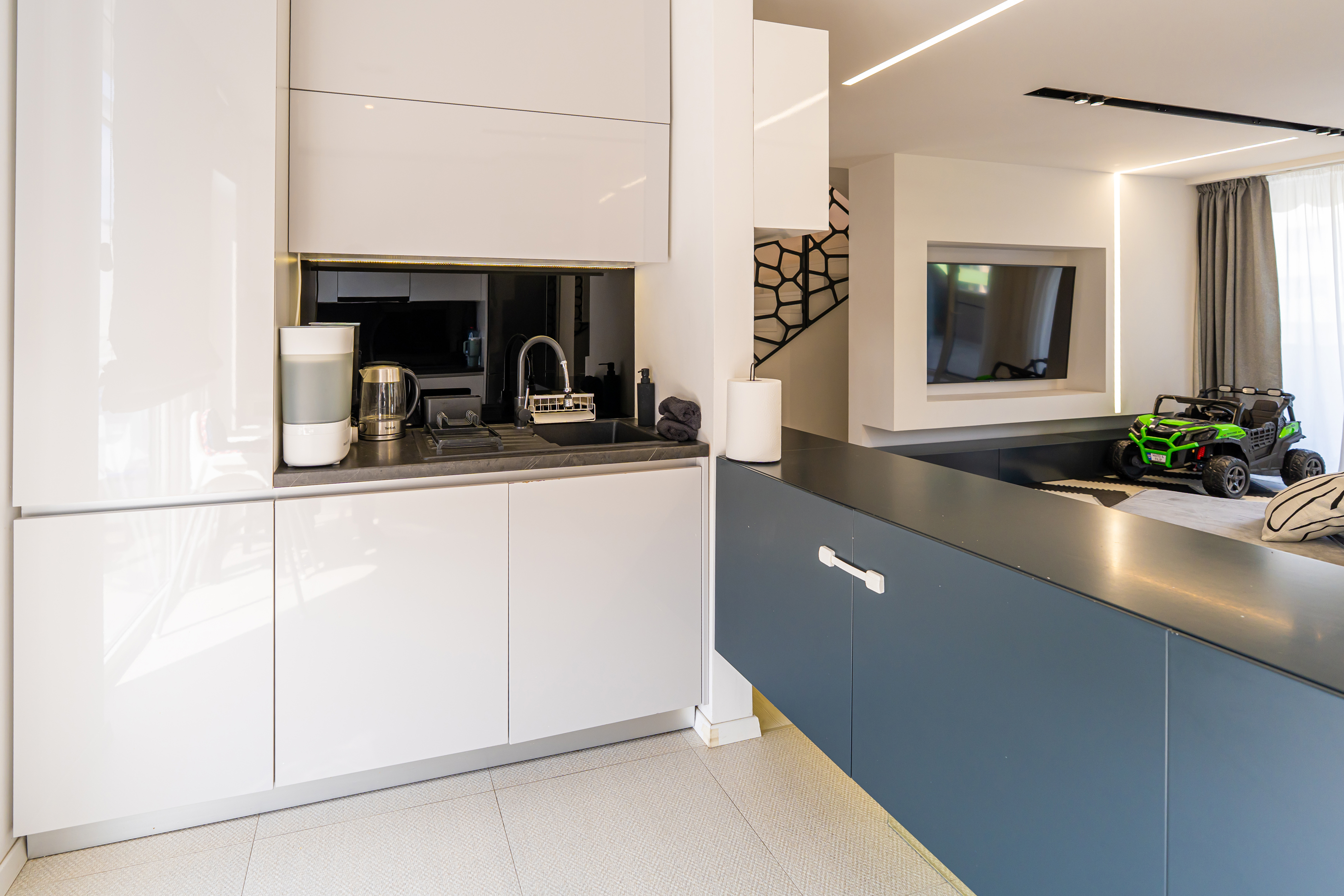  Four-Room Penthouse with Easy Access to Cluj-Napoca’s Business District - 物件實景