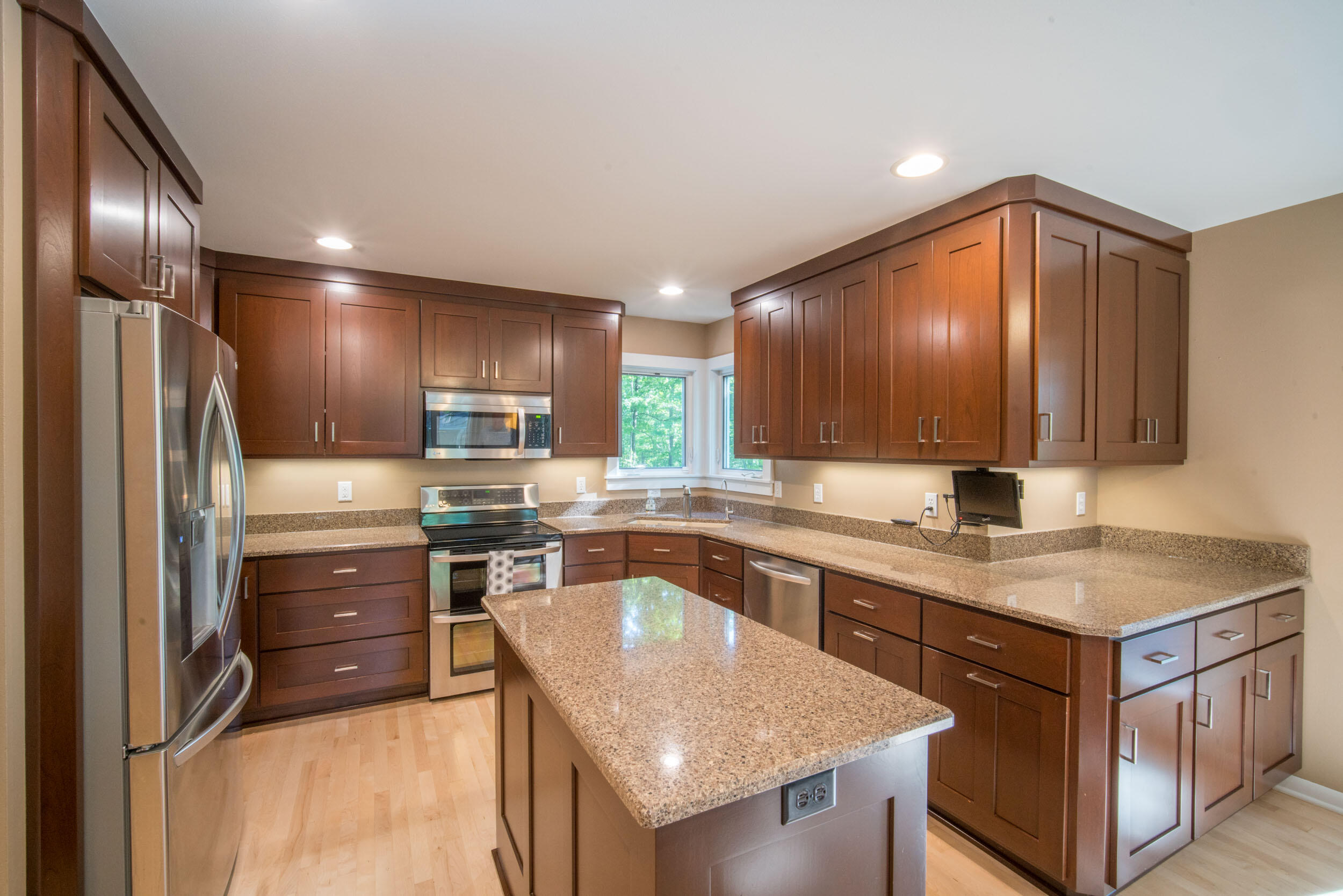 West Bend, Wisconsin, 53095, United States, 4 Bedrooms Bedrooms, ,3 BathroomsBathrooms,Residential,For Sale,1901192
