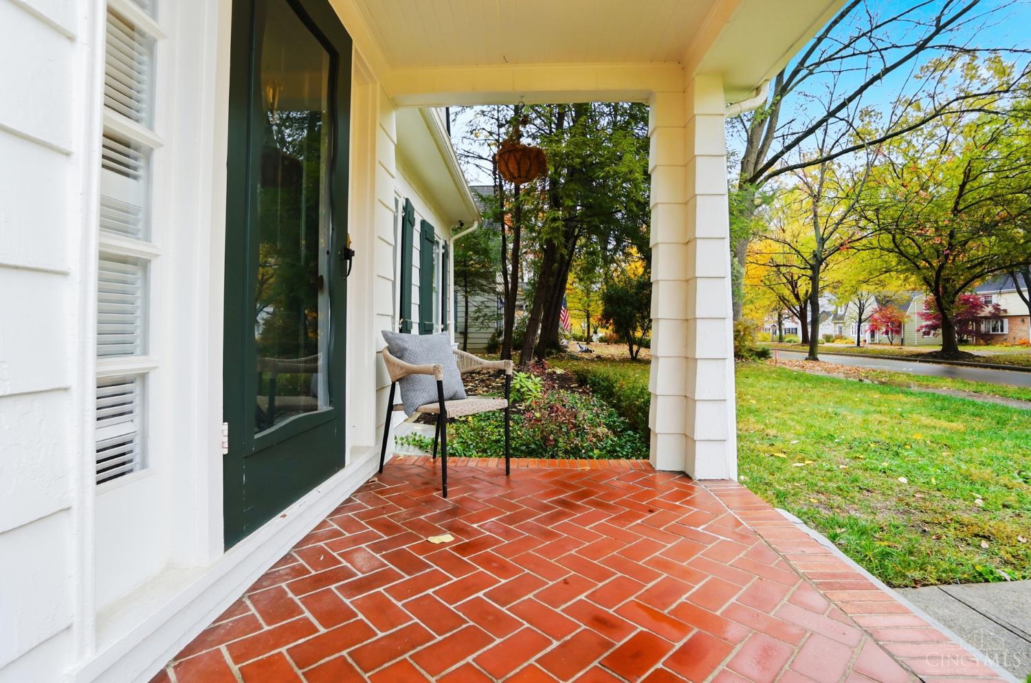 Cincinnati, Ohio, 45227, United States, 3 Bedrooms Bedrooms, ,2 BathroomsBathrooms,Residential,For Sale,1989456